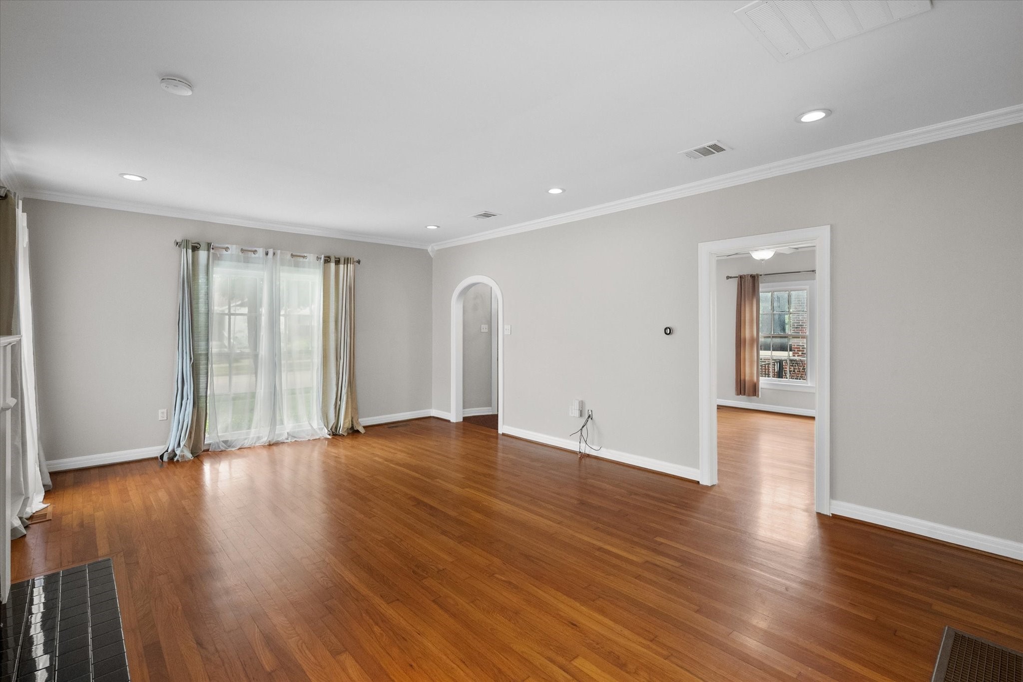 2220 5th Avenue Fort Worth TX 76110