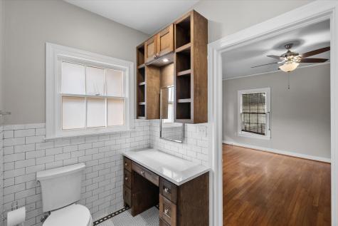 2220 5th Avenue Fort Worth TX 76110