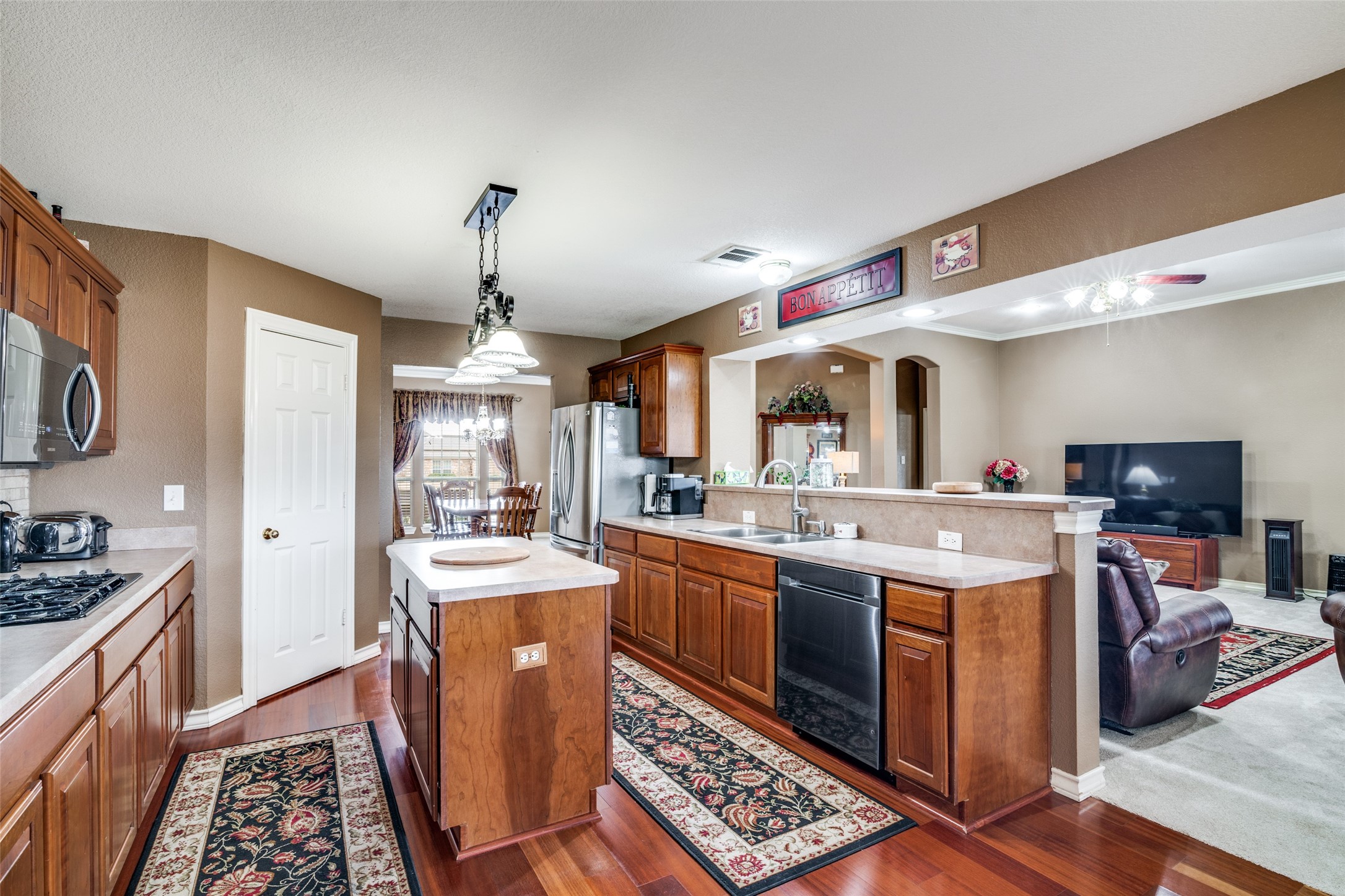 2408 Silver Maple Drive St Paul TX 75098