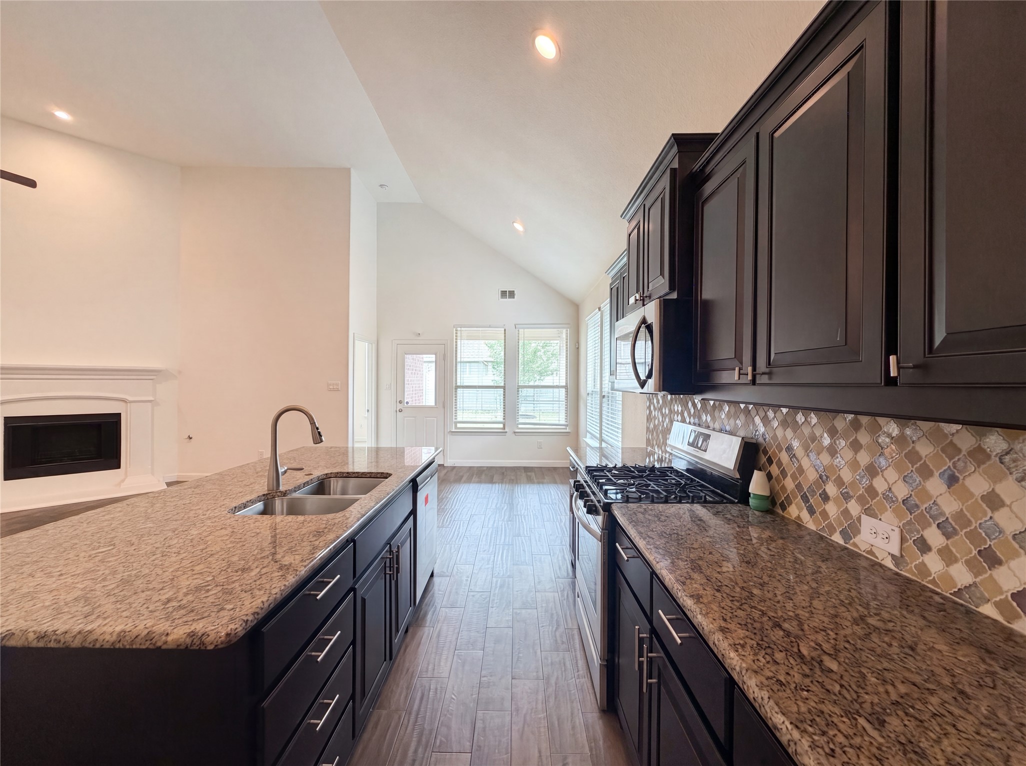 929 Dove Cove Argyle TX 76226