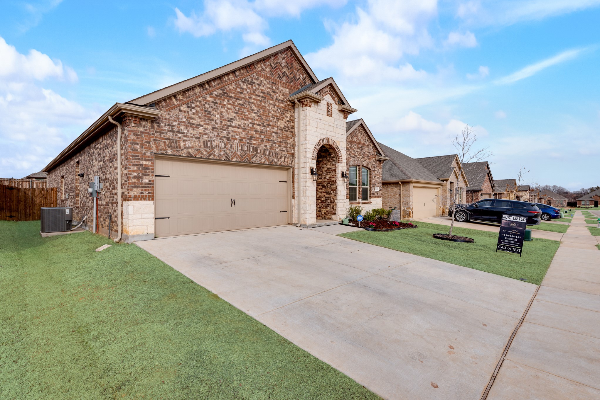 11221 Summer Rain Boulevard Aubrey TX 76227