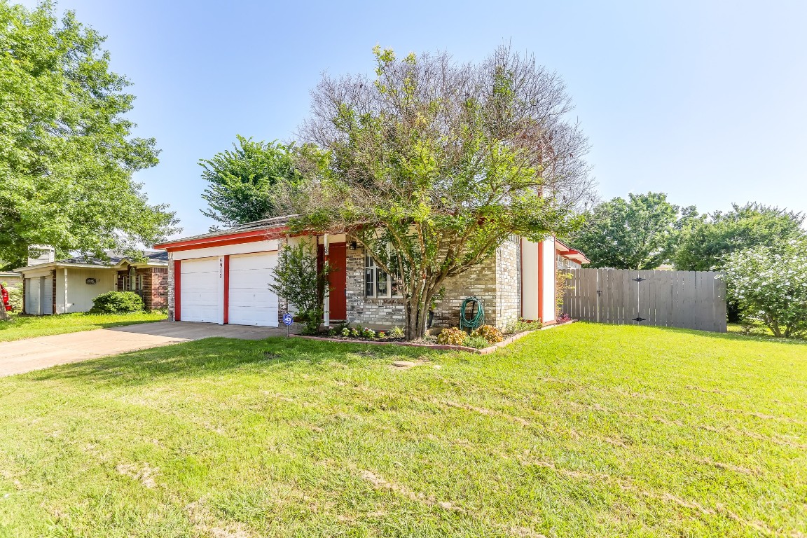 4917 Highbank Drive Arlington TX 76018