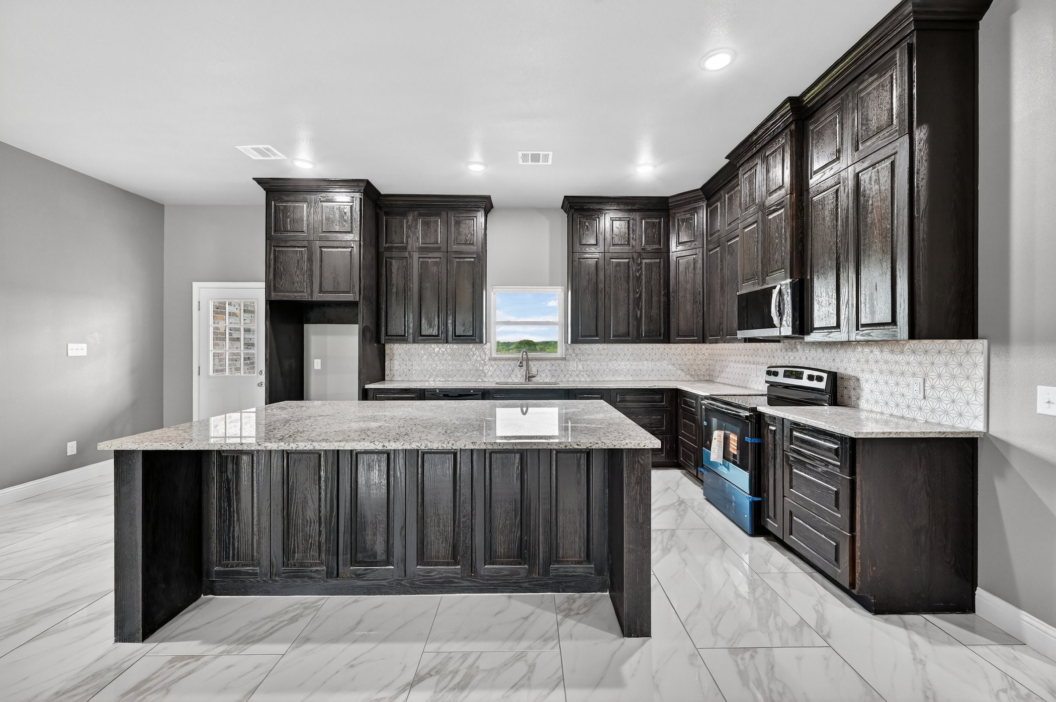 4510 County Road 307 Grandview TX 76050