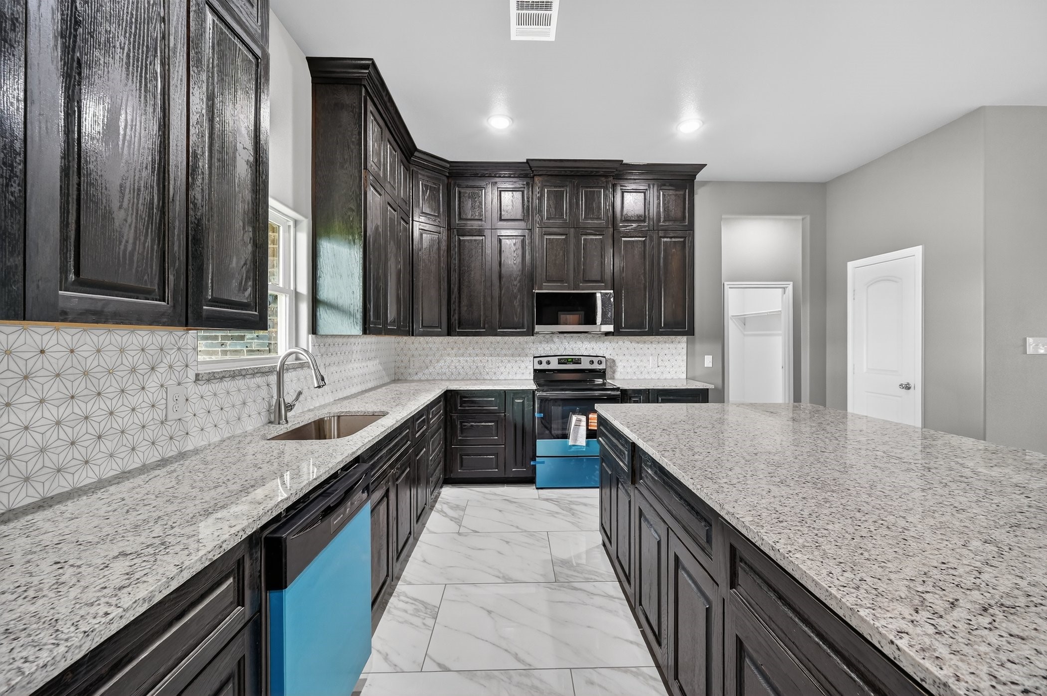 4510 County Road 307 Grandview TX 76050