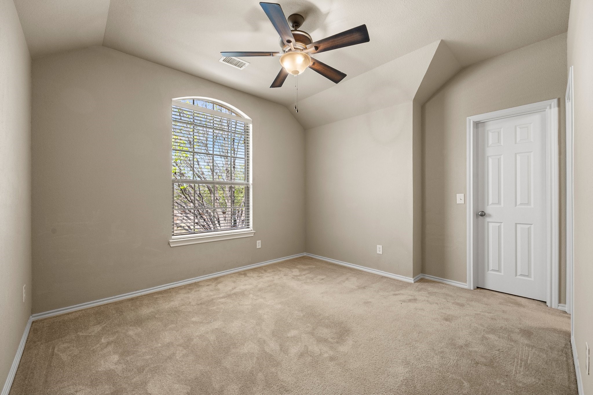 8492 Liverpool Lane Frisco TX 75036
