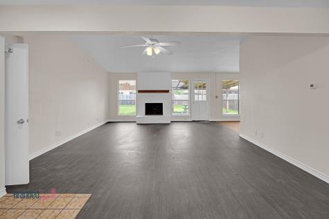 6913 Loma Vista Drive Fort Worth TX 76133
