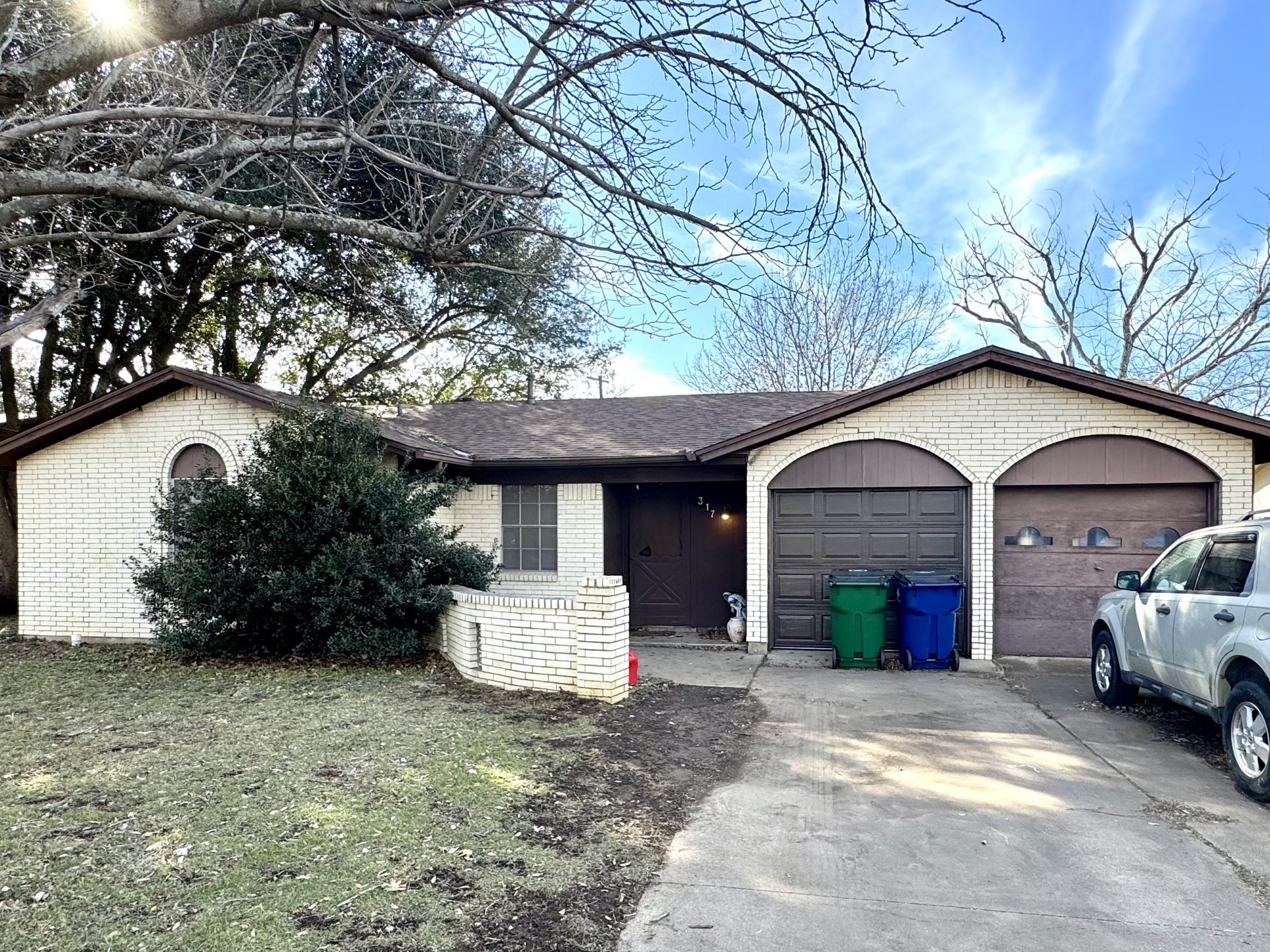 317 N Trail Street Crowley TX 76036