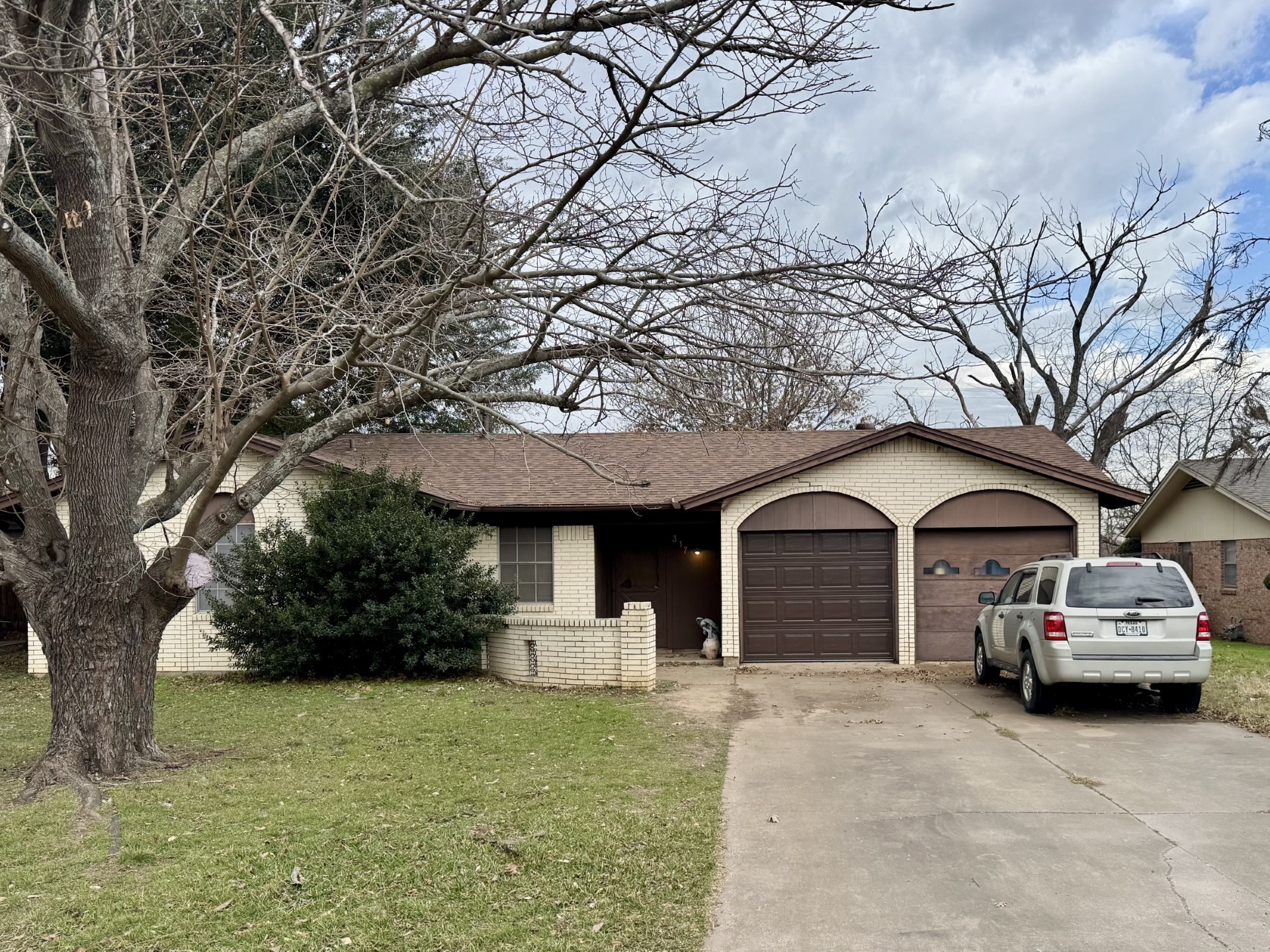 317 N Trail Street Crowley TX 76036