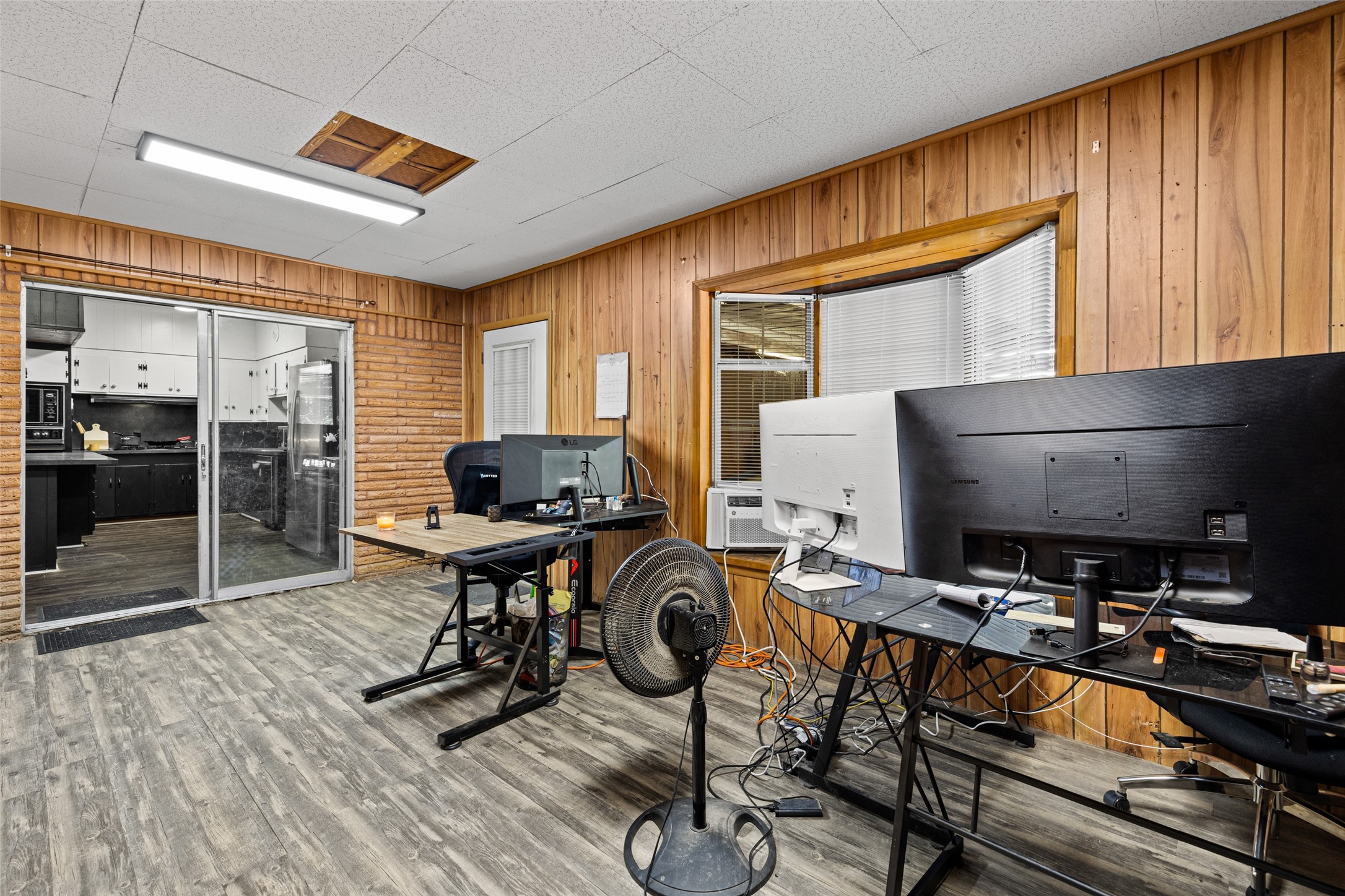 500 W Marshall Avenue Gladewater TX 75647