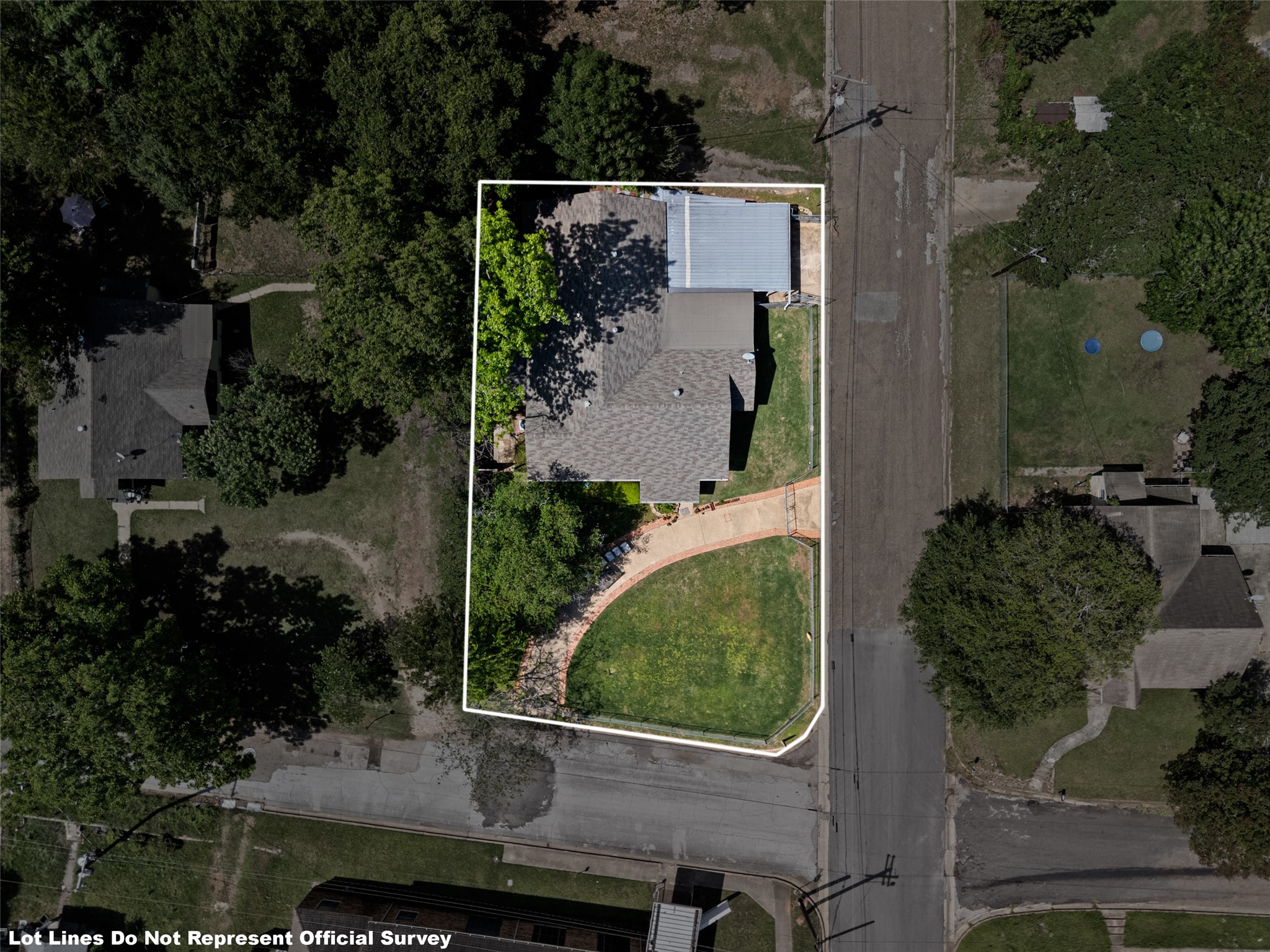 500 W Marshall Avenue Gladewater TX 75647