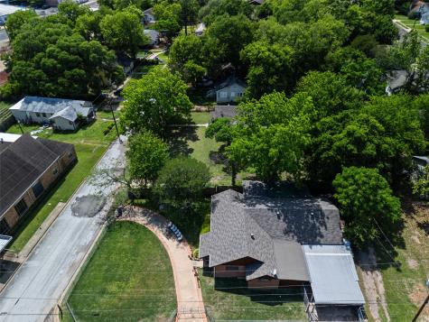 500 W Marshall Avenue Gladewater TX 75647