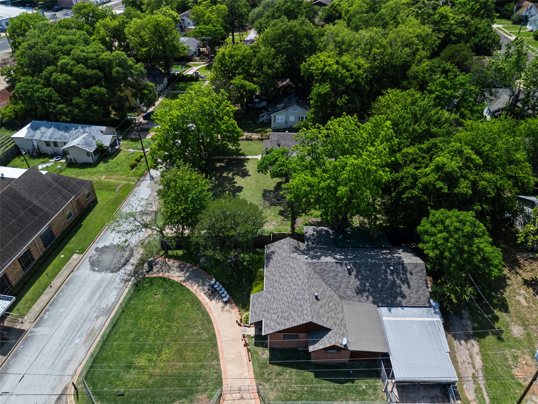 500 W Marshall Avenue Gladewater TX 75647