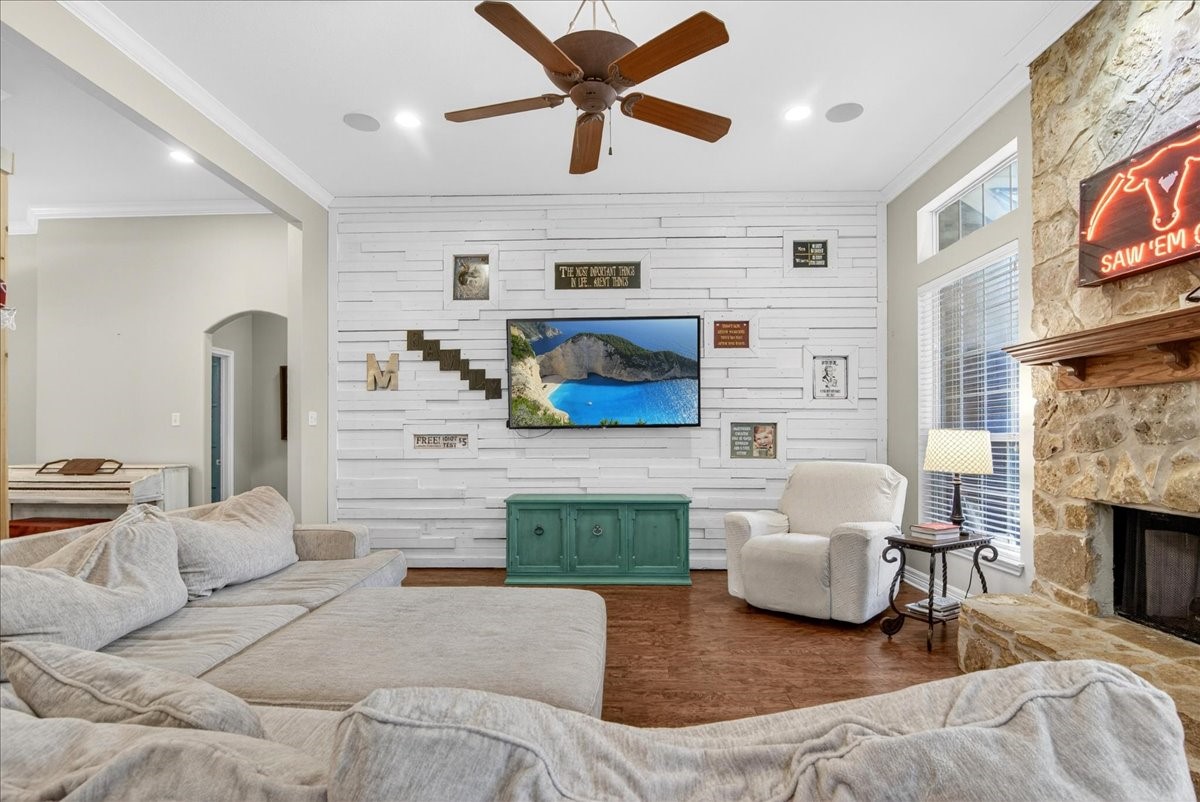 110 Lariat Trail Waco TX 76657