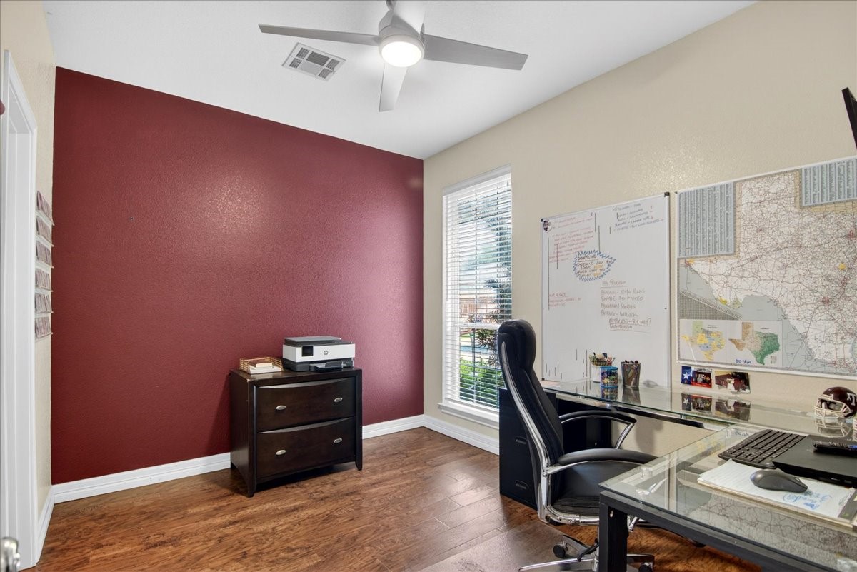 110 Lariat Trail Waco TX 76657