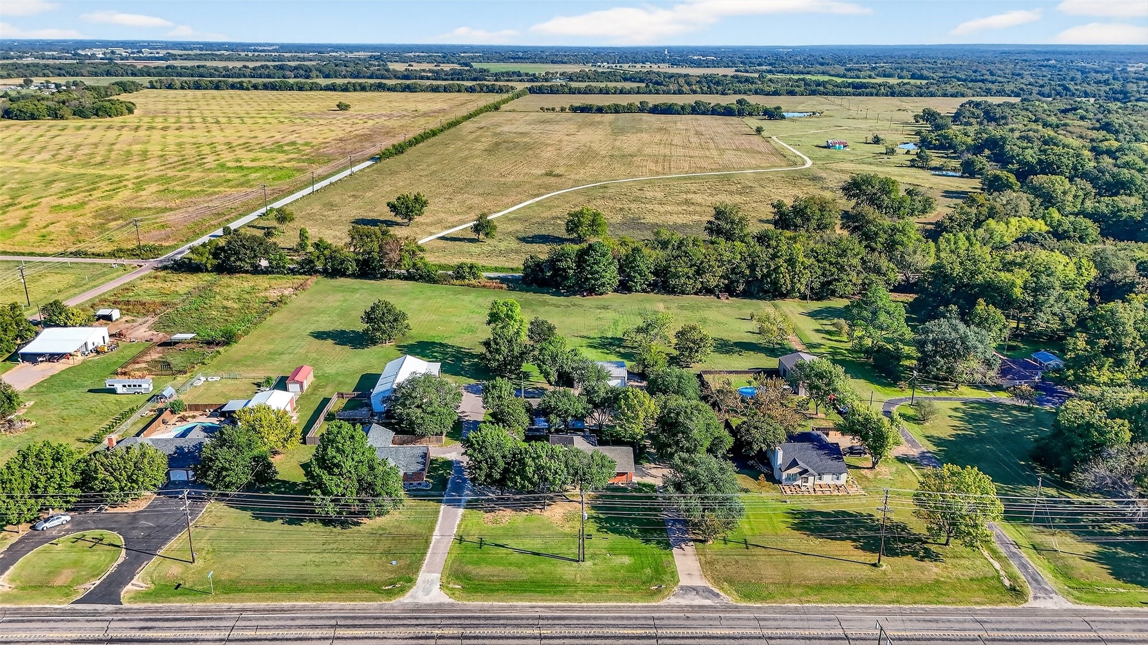 27019 State Highway 56 Whitesboro TX 76273