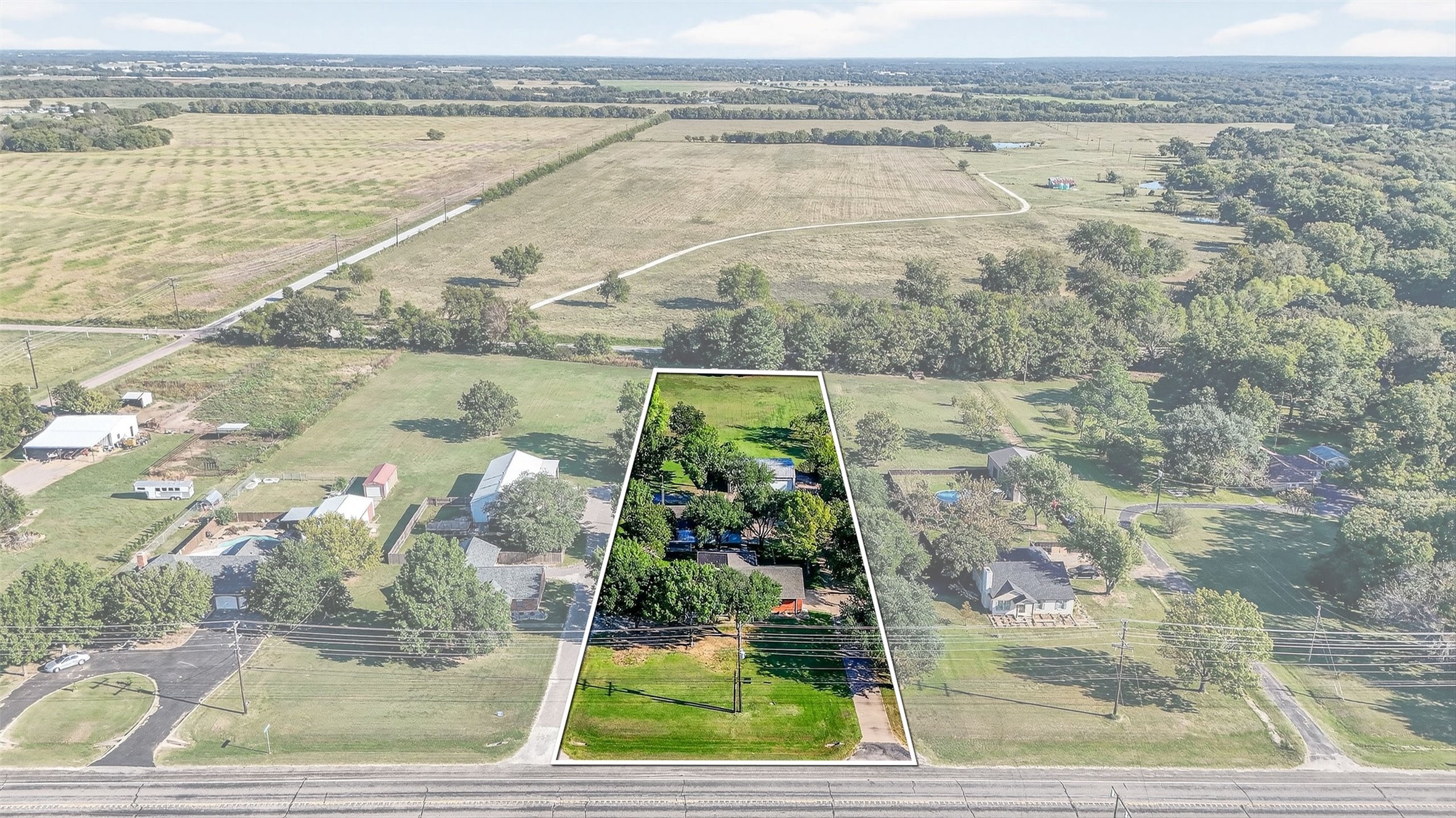 27019 State Highway 56 Whitesboro TX 76273