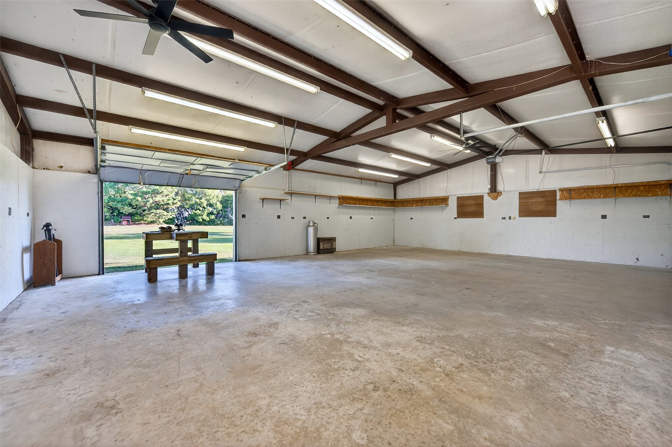 27019 State Highway 56 Whitesboro TX 76273