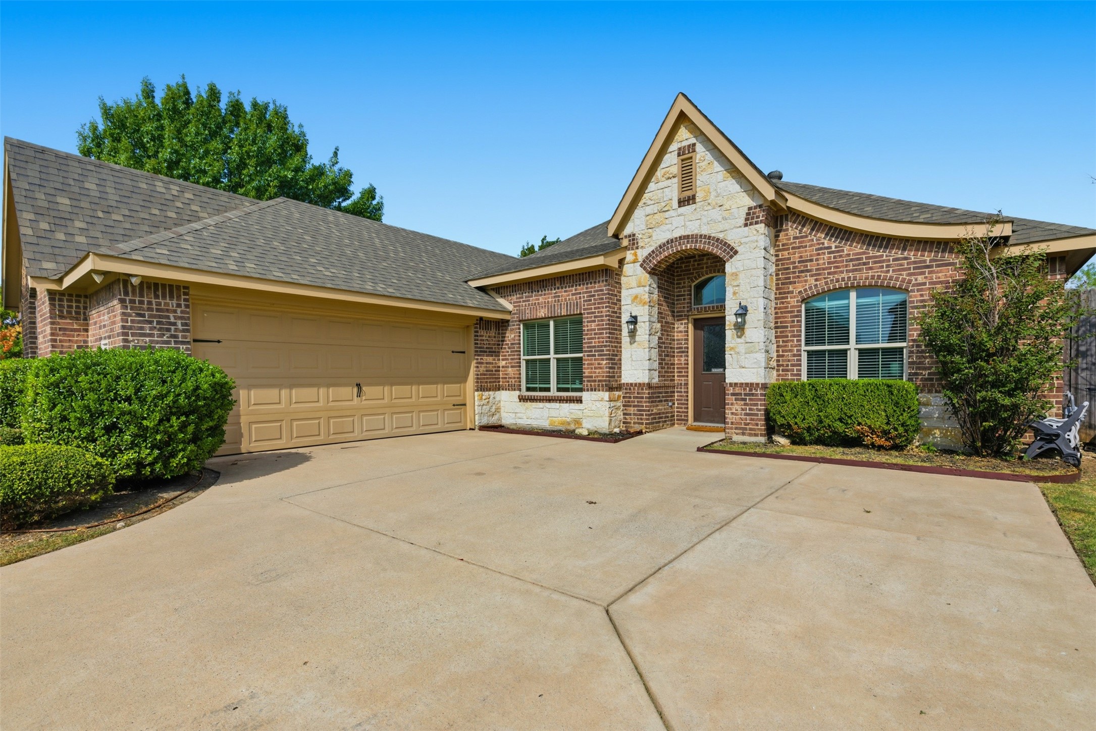 5032 Breezewind Lane Fort Worth TX 76123