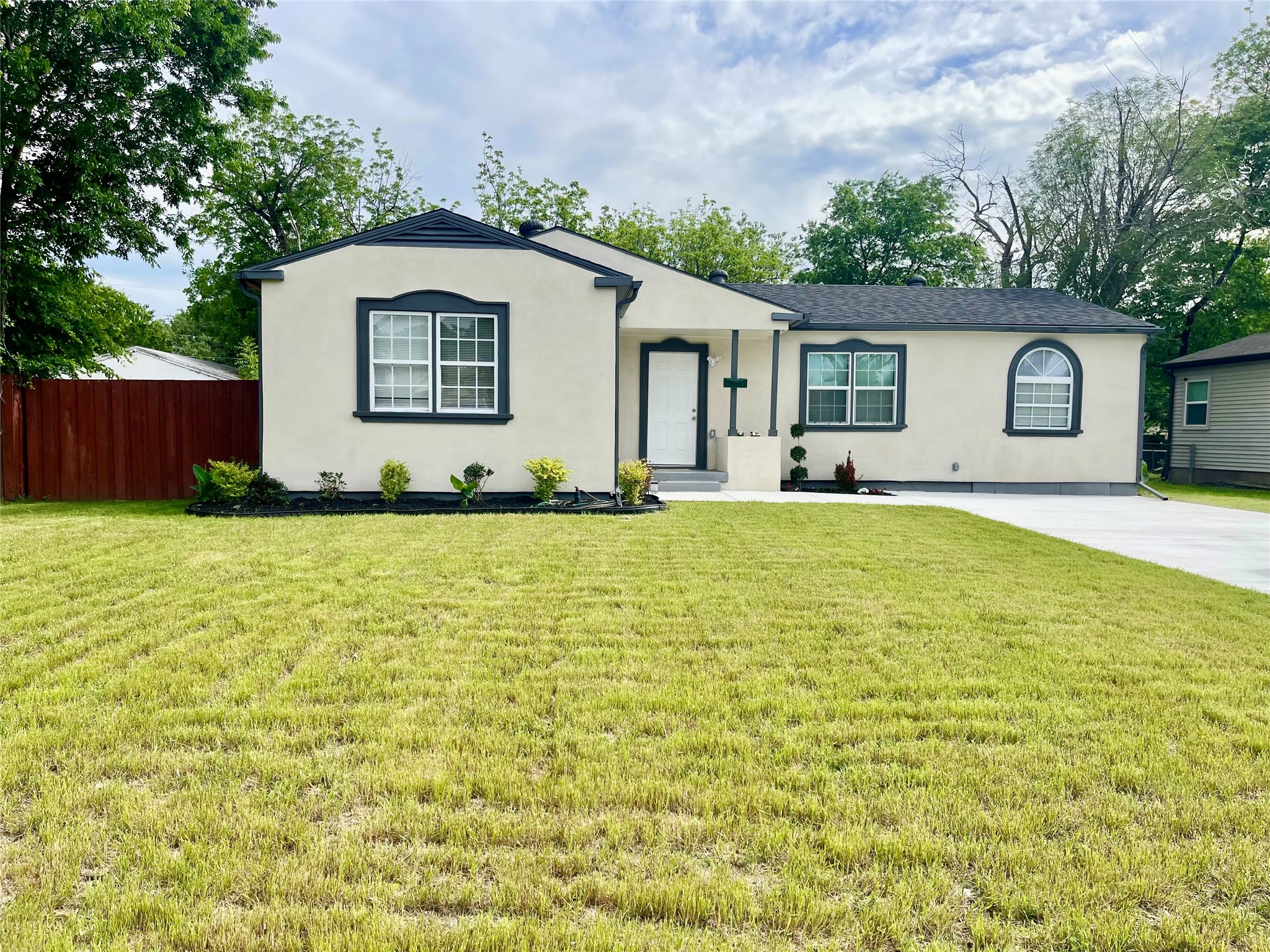 414 Goodyear Street Irving TX 75062