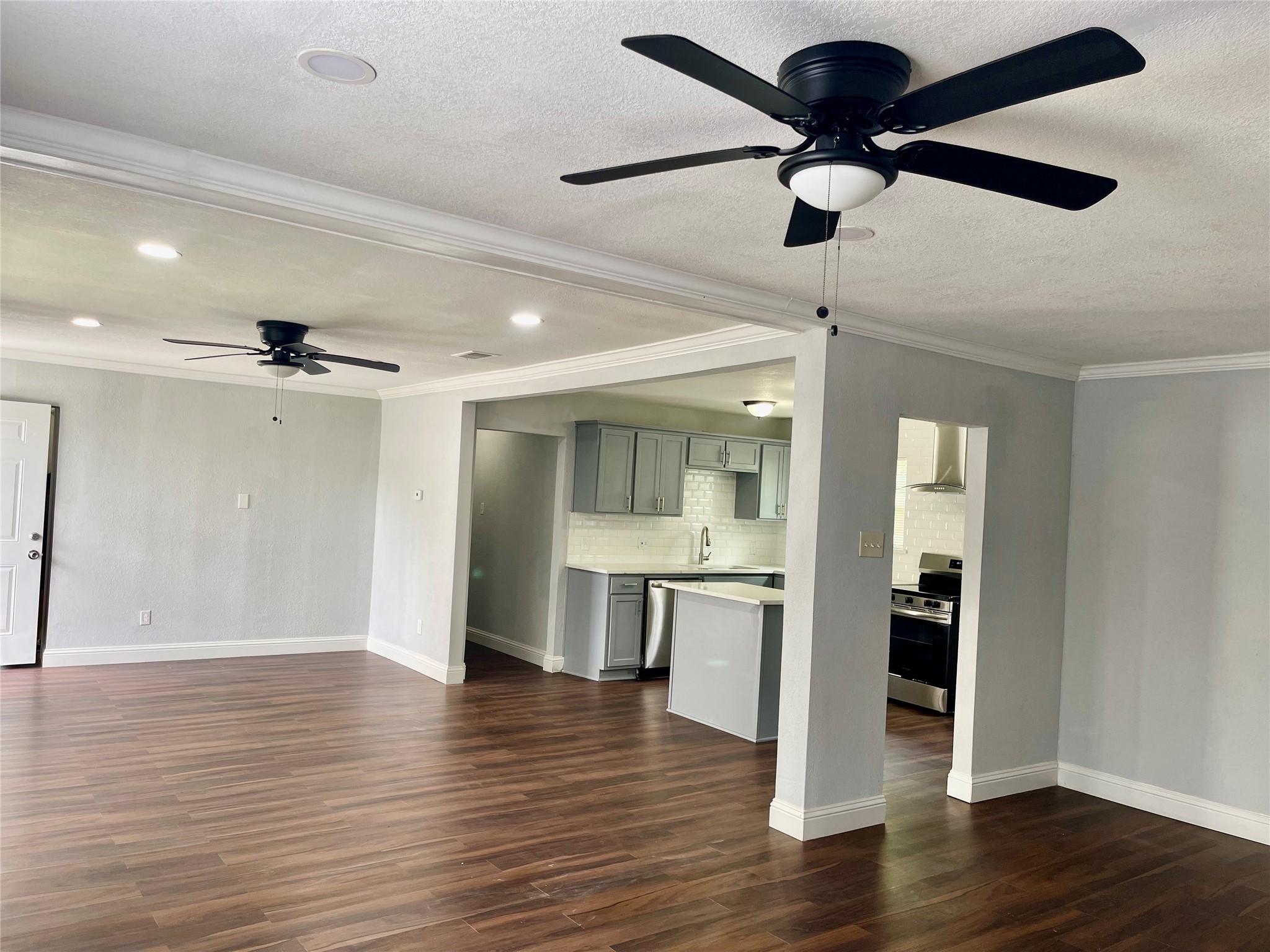 414 Goodyear Street Irving TX 75062