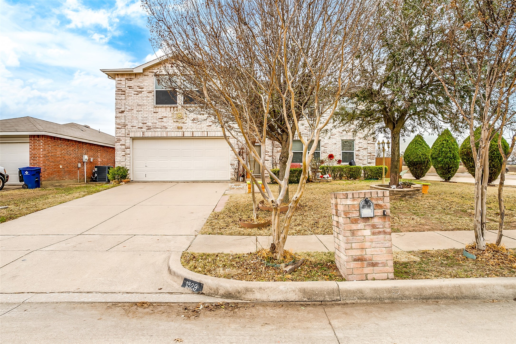 1329 Anna Lea Lane Burleson TX 76028