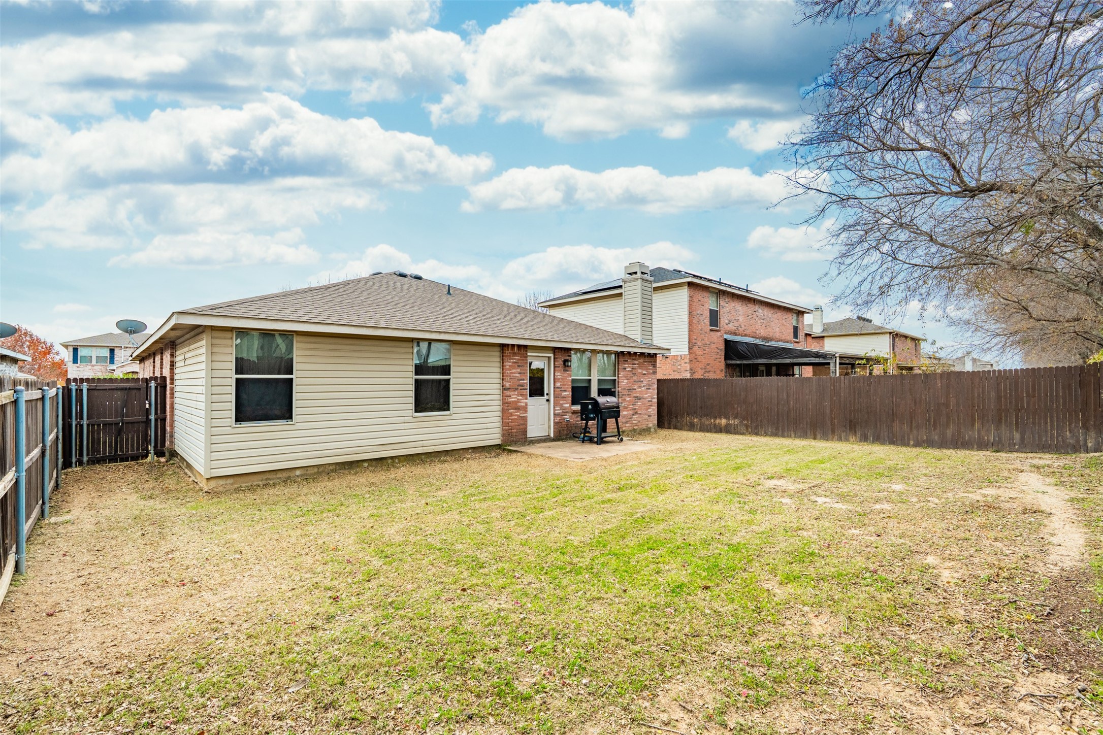 2133 Shawnee Trail Fort Worth TX 76247