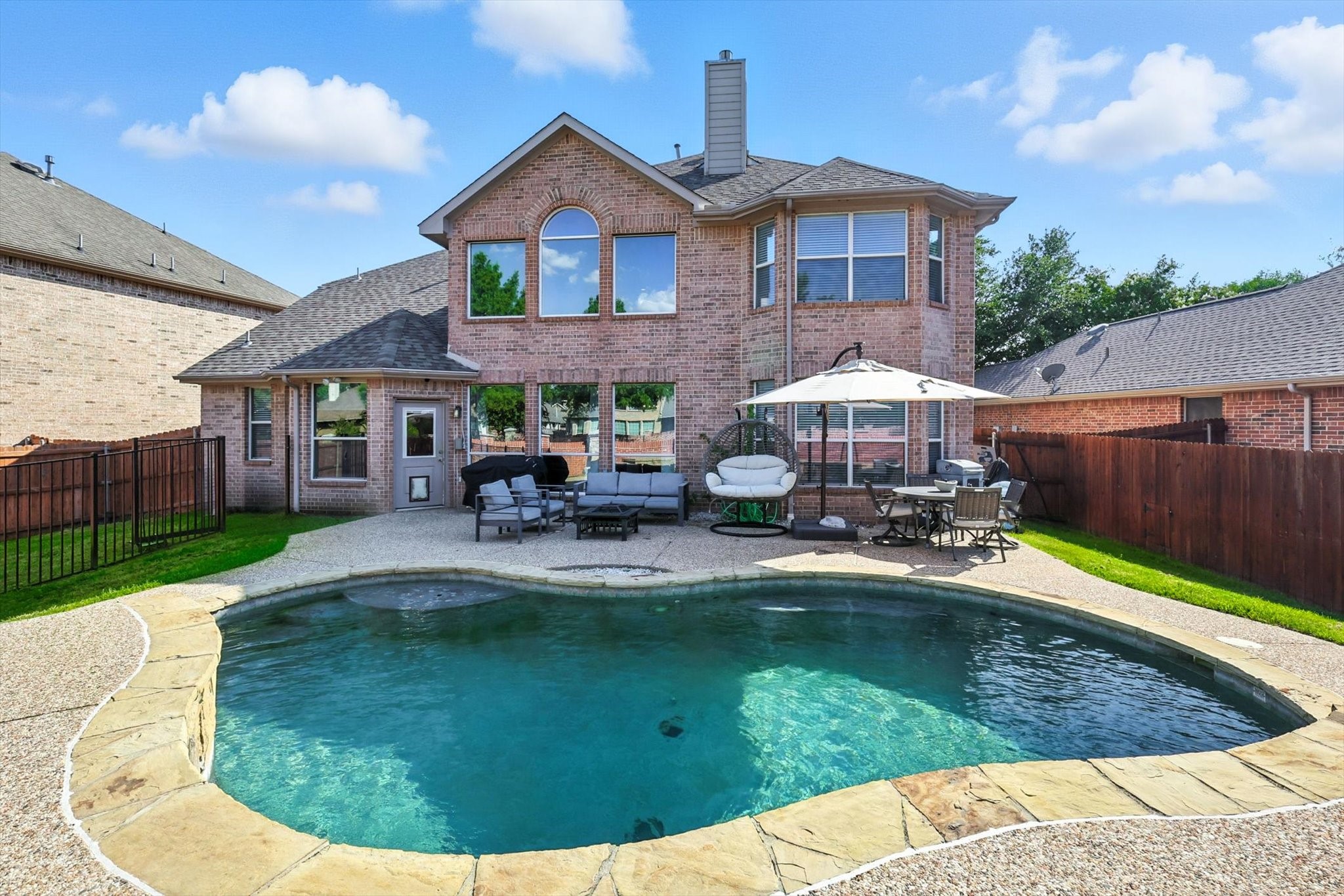 6828 Shoreway Drive Grand Prairie TX 75054