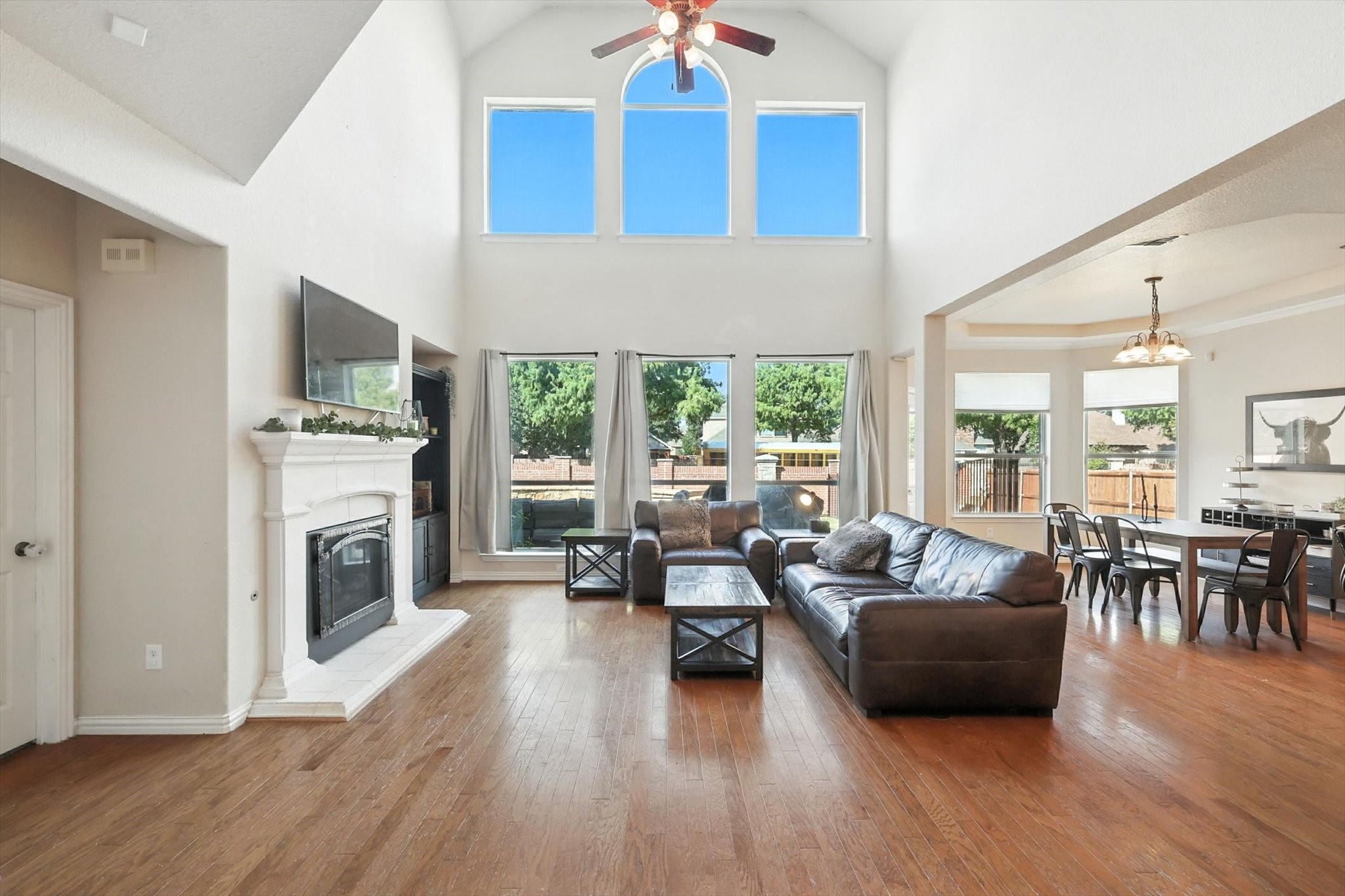 6828 Shoreway Drive Grand Prairie TX 75054