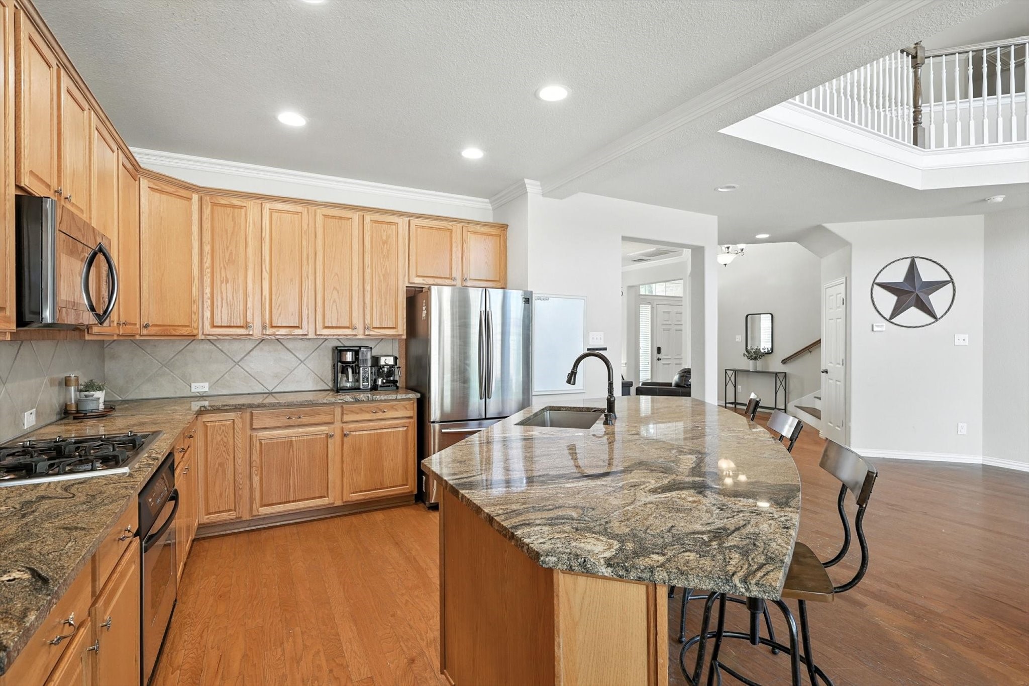 6828 Shoreway Drive Grand Prairie TX 75054
