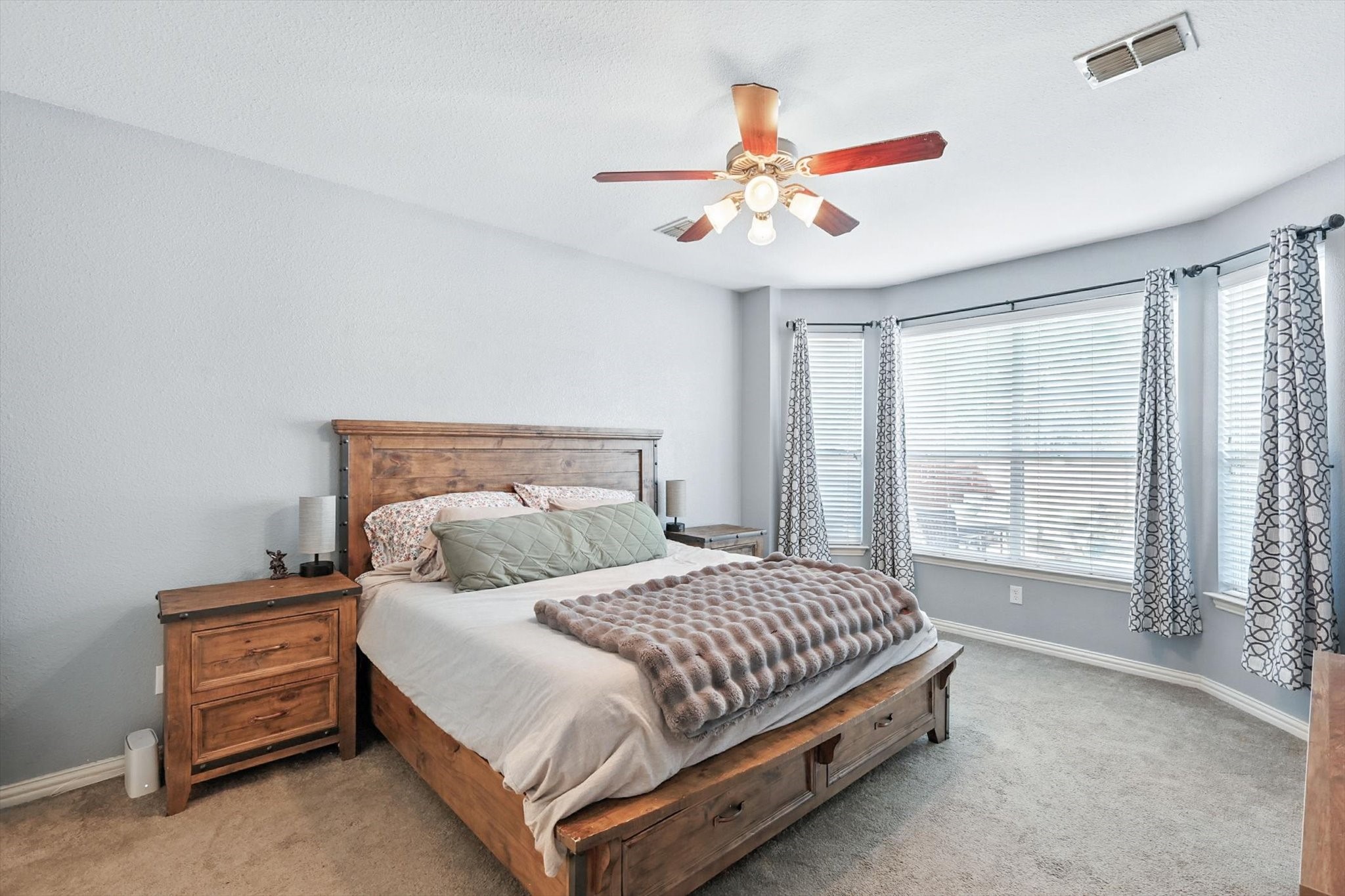 6828 Shoreway Drive Grand Prairie TX 75054