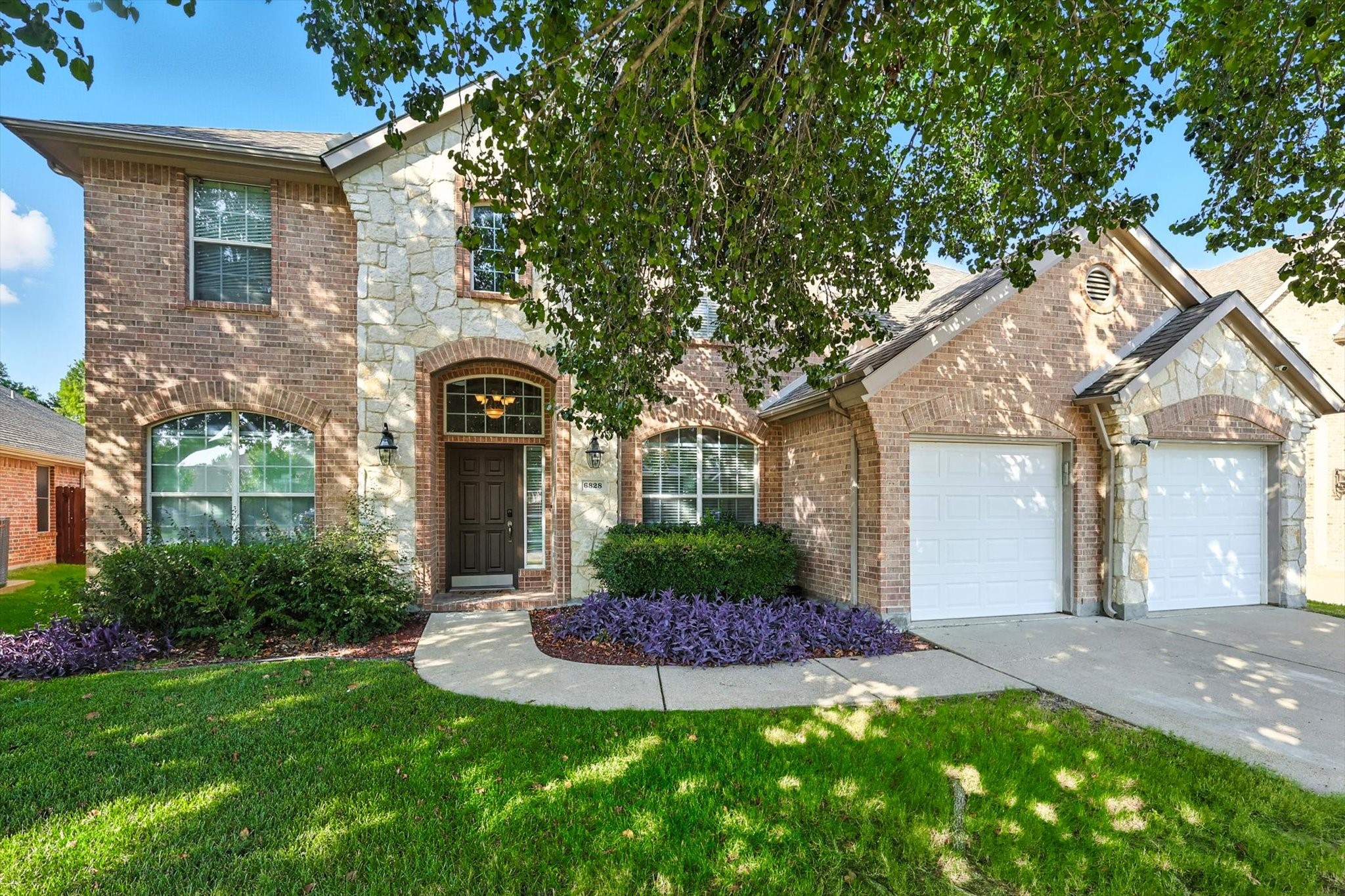6828 Shoreway Drive Grand Prairie TX 75054