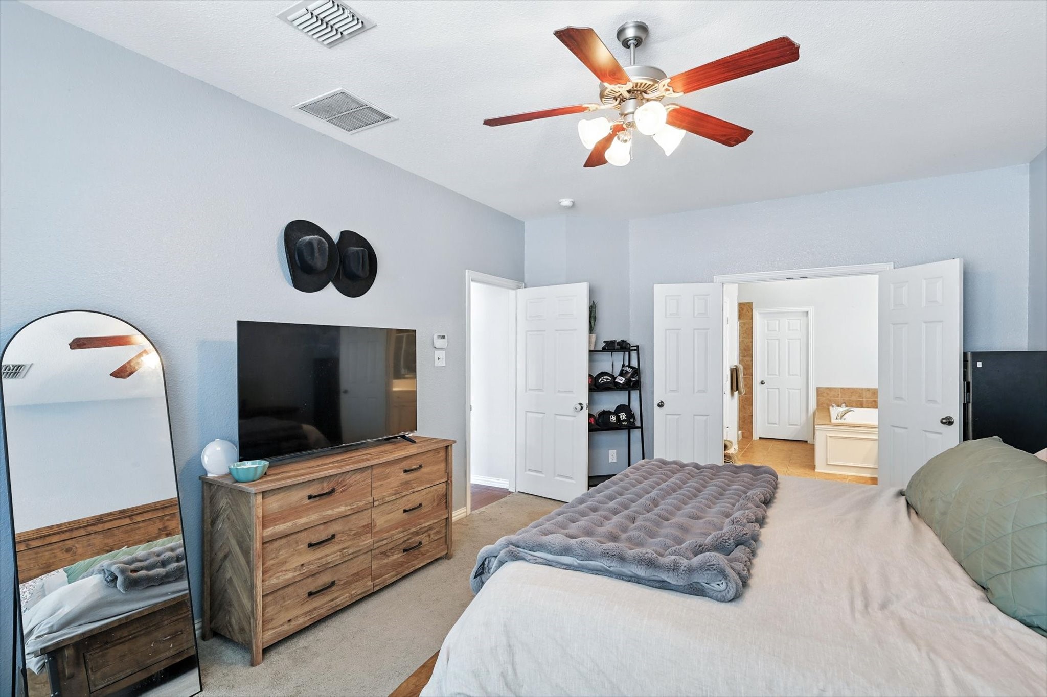 6828 Shoreway Drive Grand Prairie TX 75054