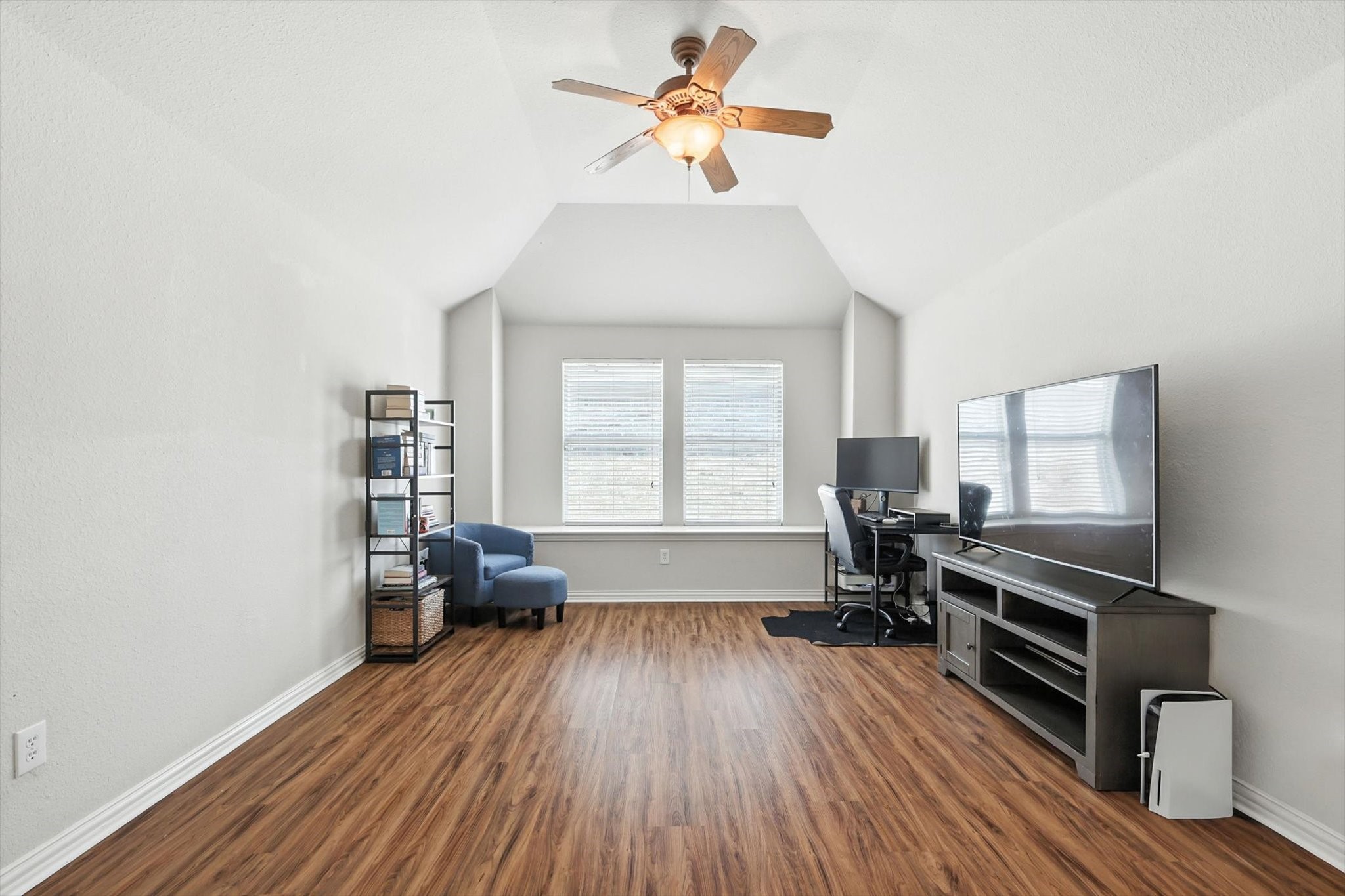 6828 Shoreway Drive Grand Prairie TX 75054