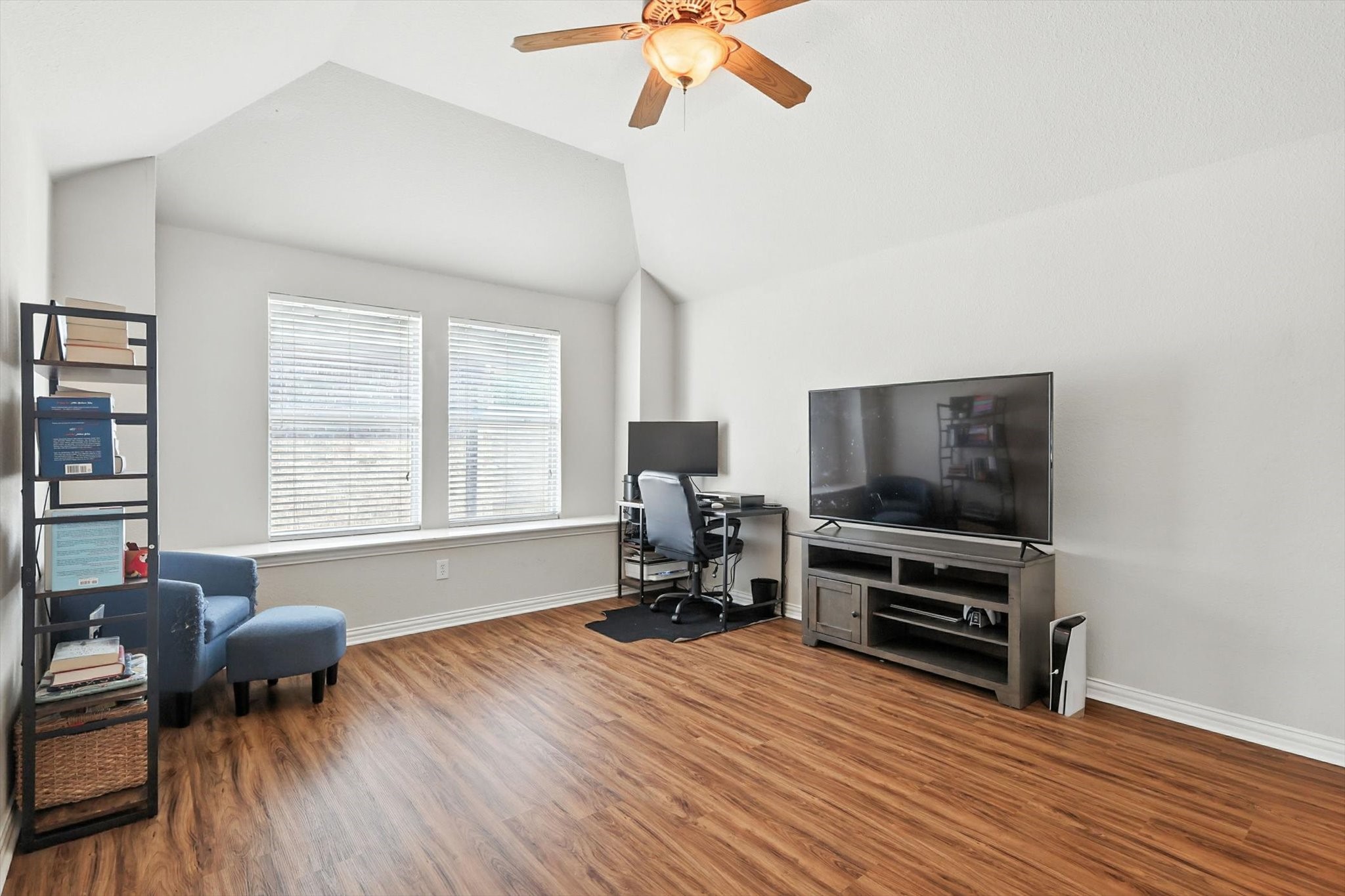 6828 Shoreway Drive Grand Prairie TX 75054