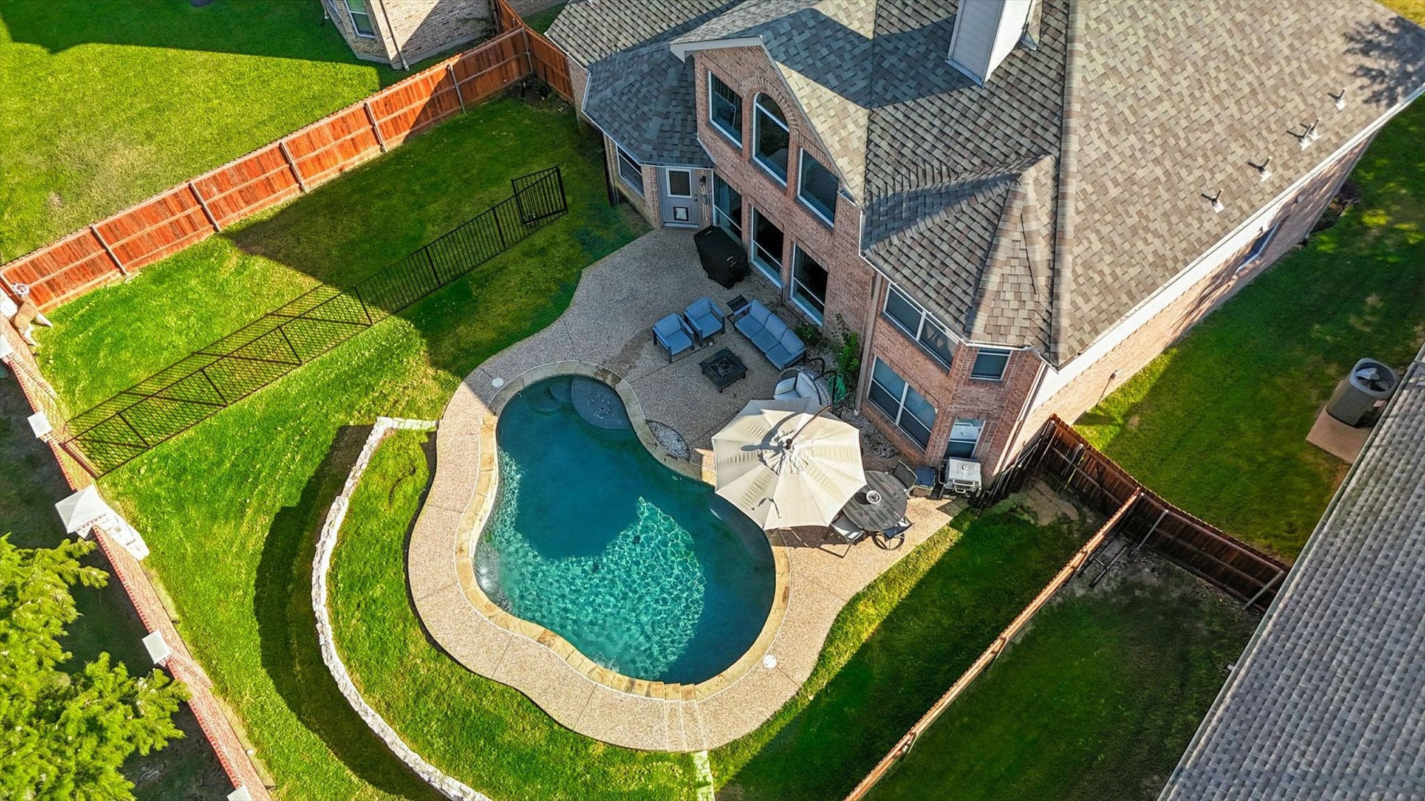 6828 Shoreway Drive Grand Prairie TX 75054