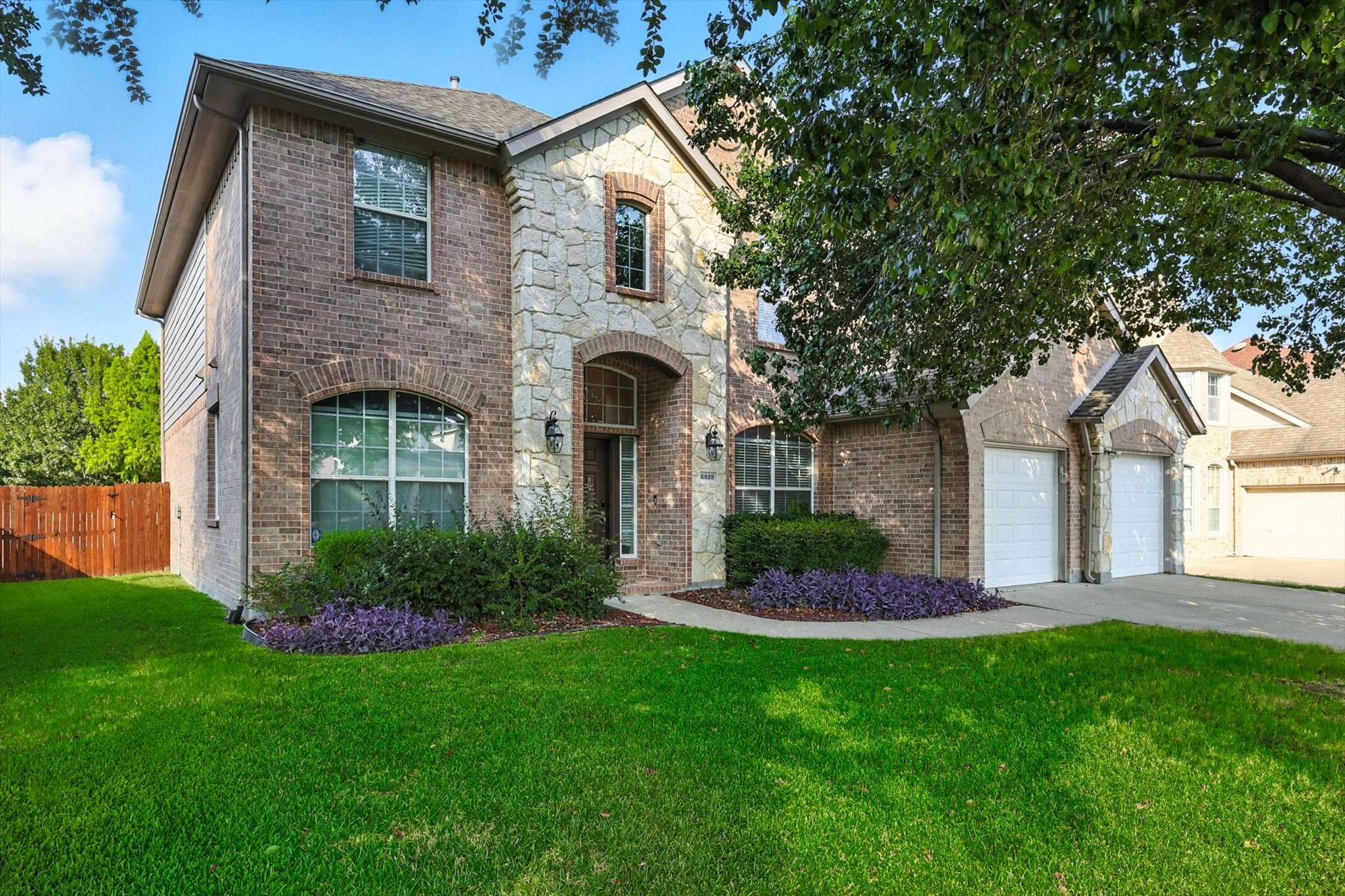 6828 Shoreway Drive Grand Prairie TX 75054