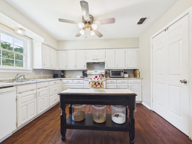 7574 State Highway 64 Ben Wheeler TX 75754