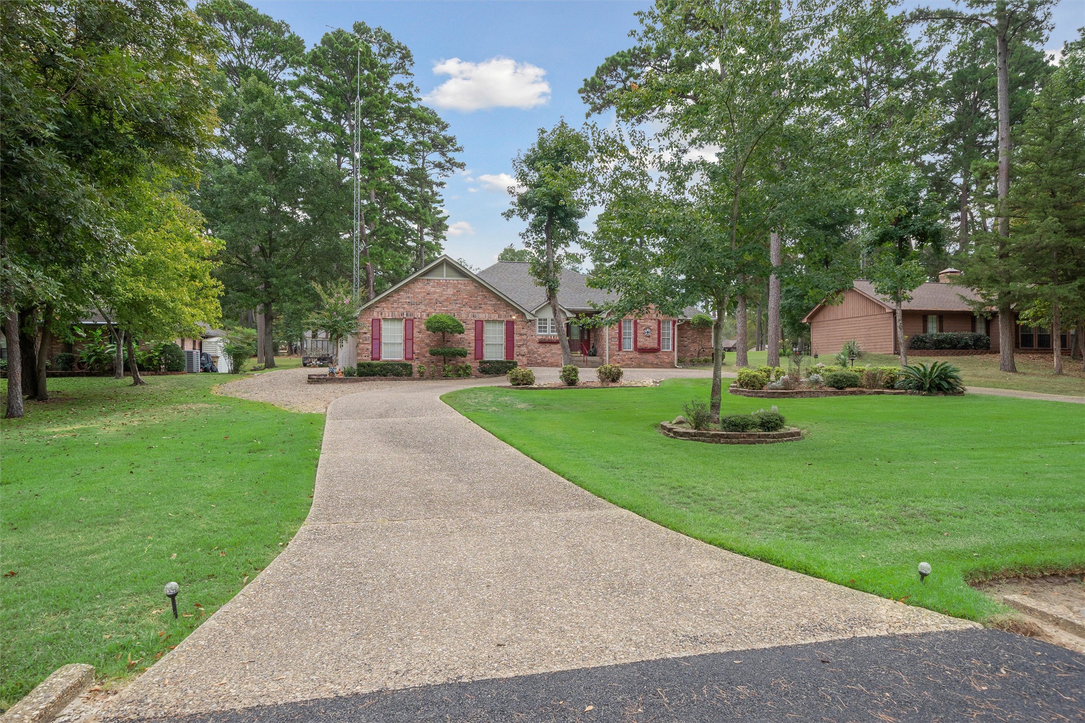 320 Greenbriar Trail Holly Lake Ranch TX 75765