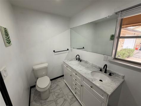 415 W Highland Drive Whitewright TX 75491