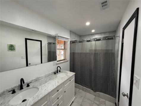 415 W Highland Drive Whitewright TX 75491