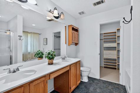 1600 Creekside Avenue Sherman TX 75092