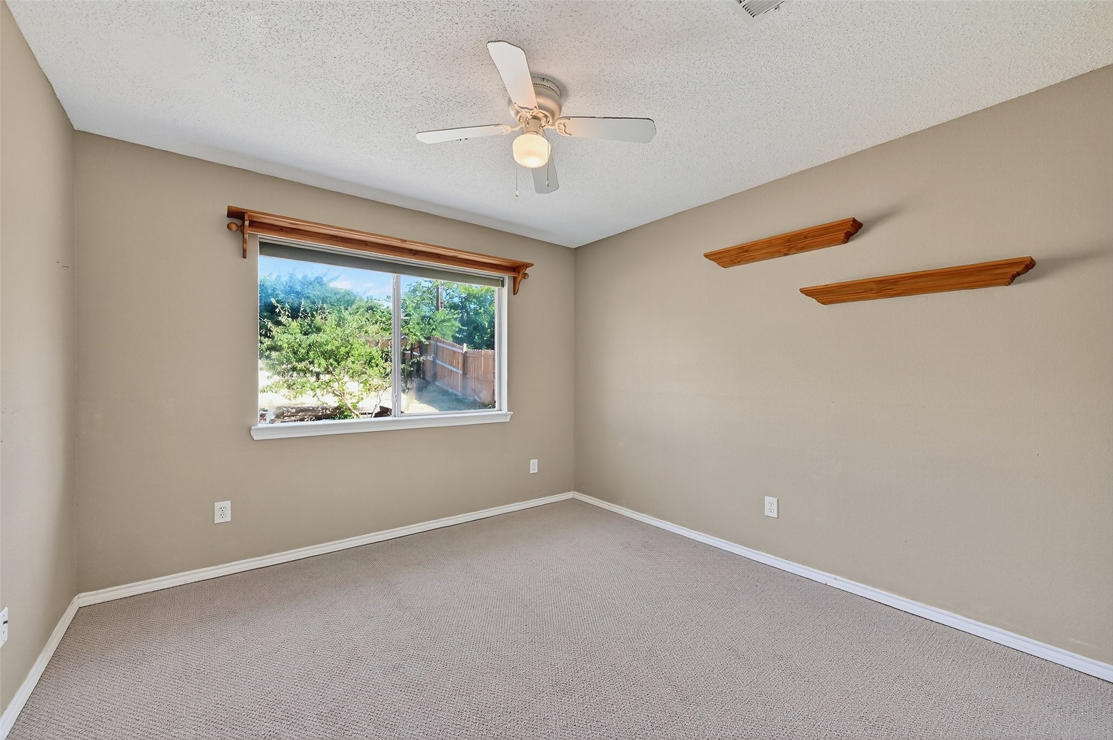 1600 Creekside Avenue Sherman TX 75092