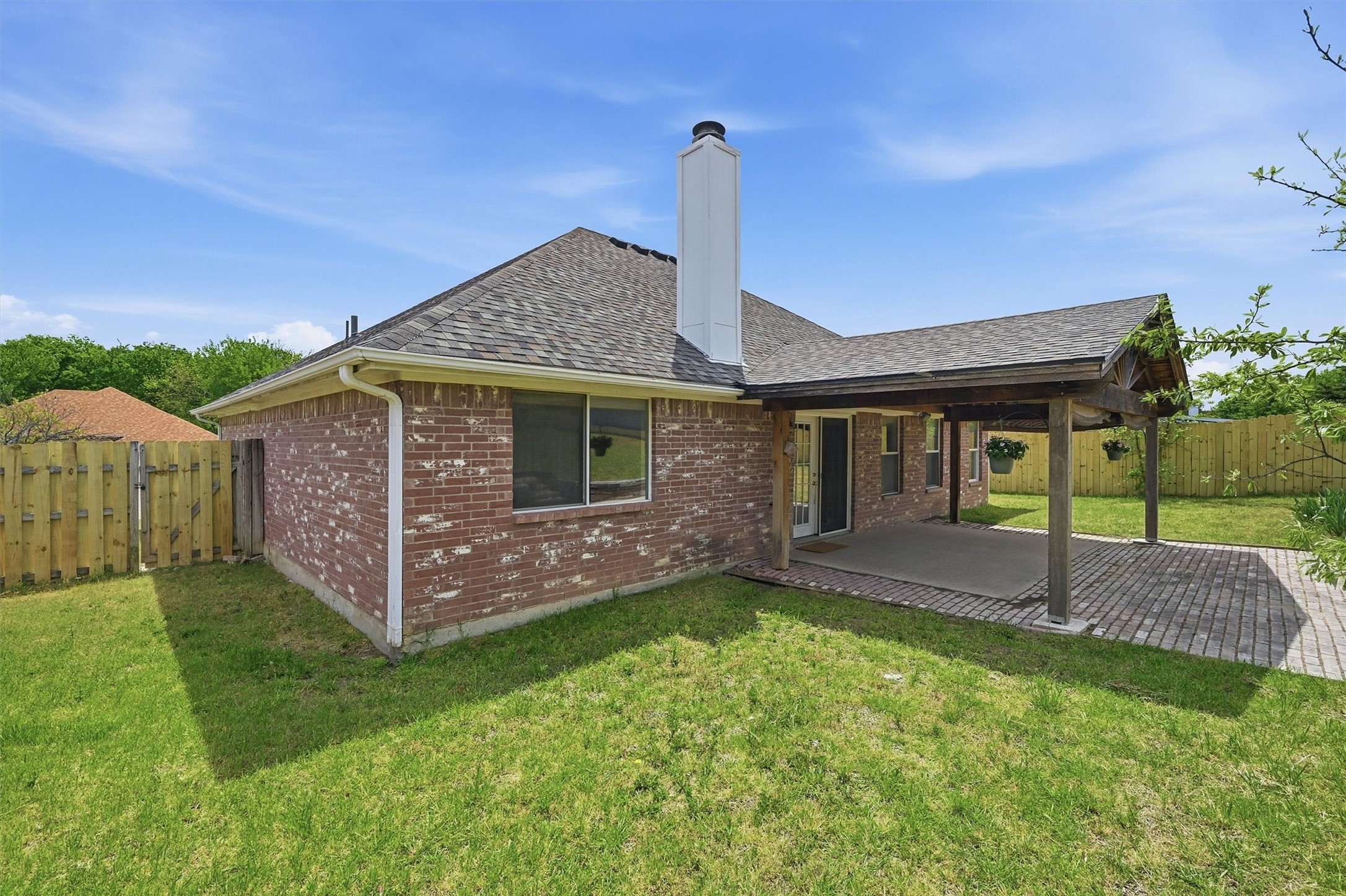 1600 Creekside Avenue Sherman TX 75092