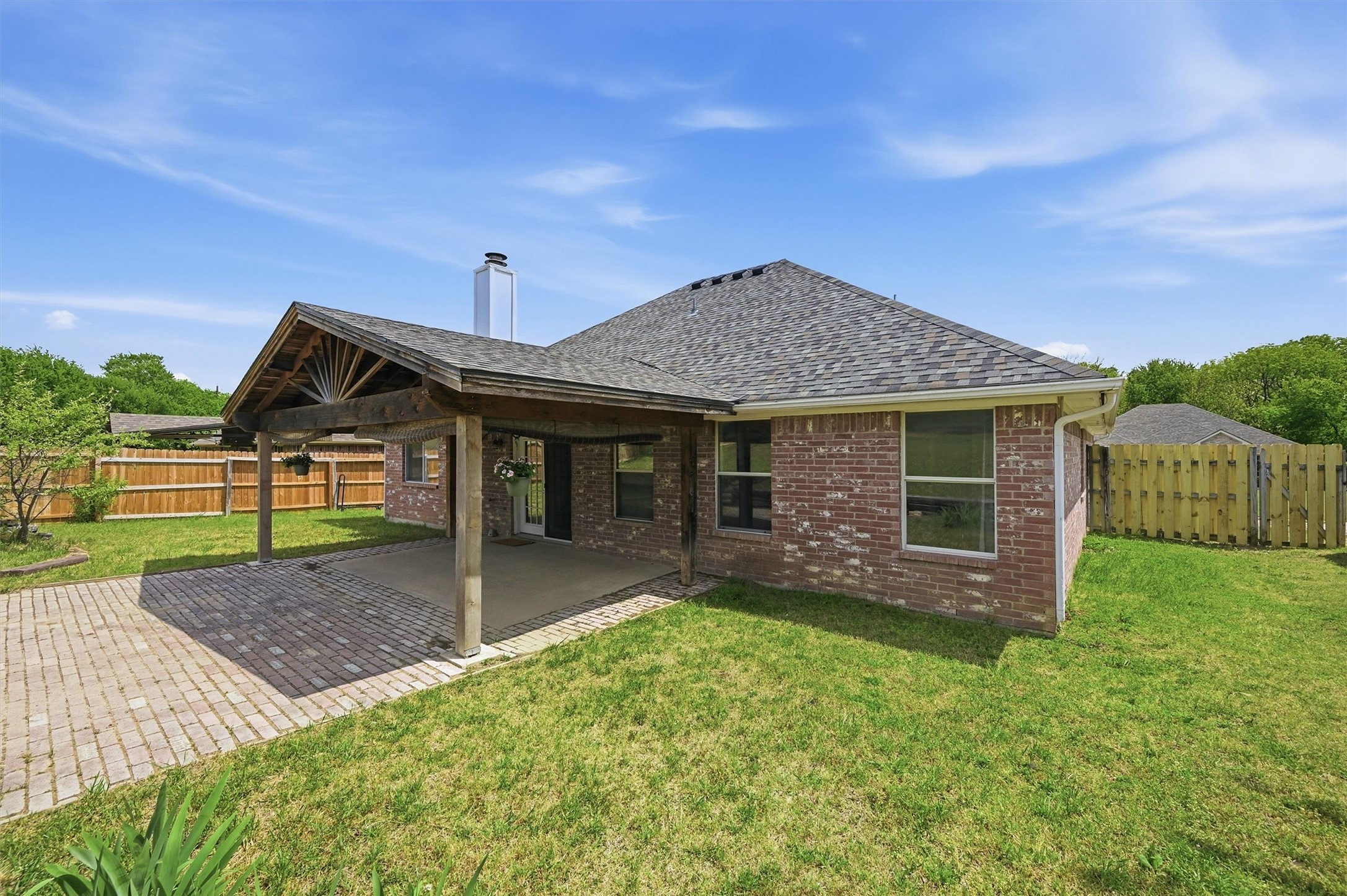 1600 Creekside Avenue Sherman TX 75092