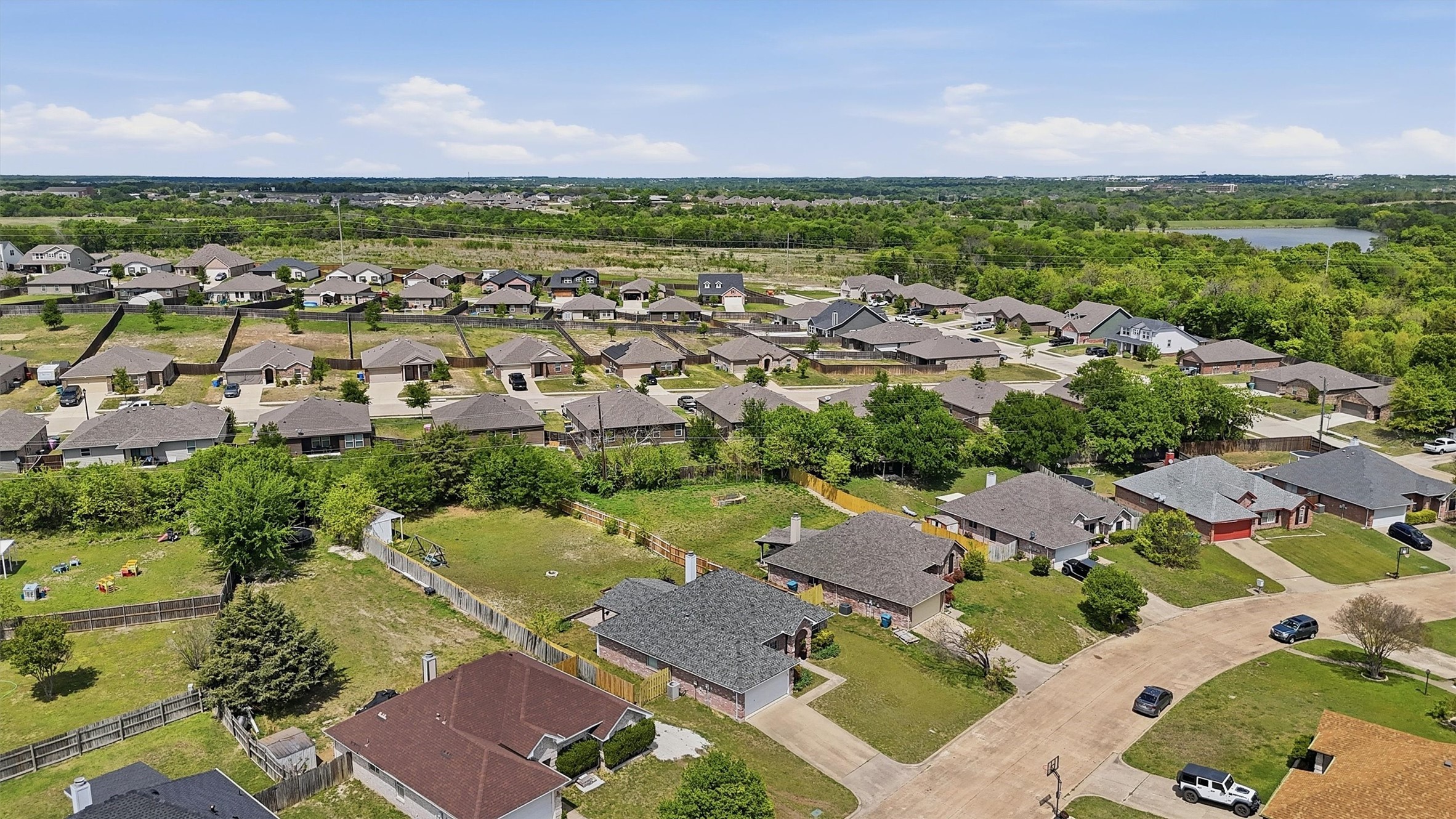 1600 Creekside Avenue Sherman TX 75092