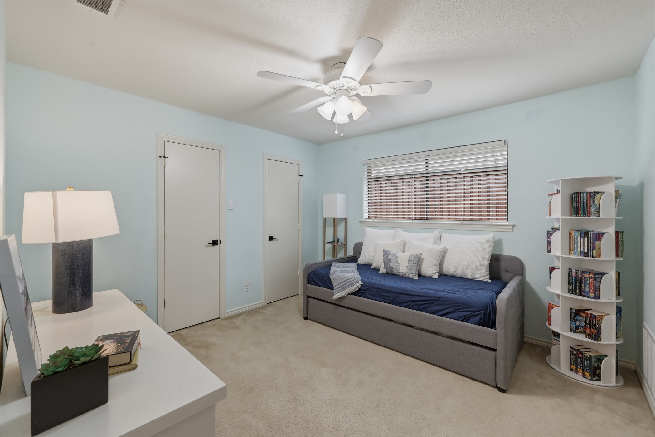 9510 Hill View Drive Dallas TX 75231