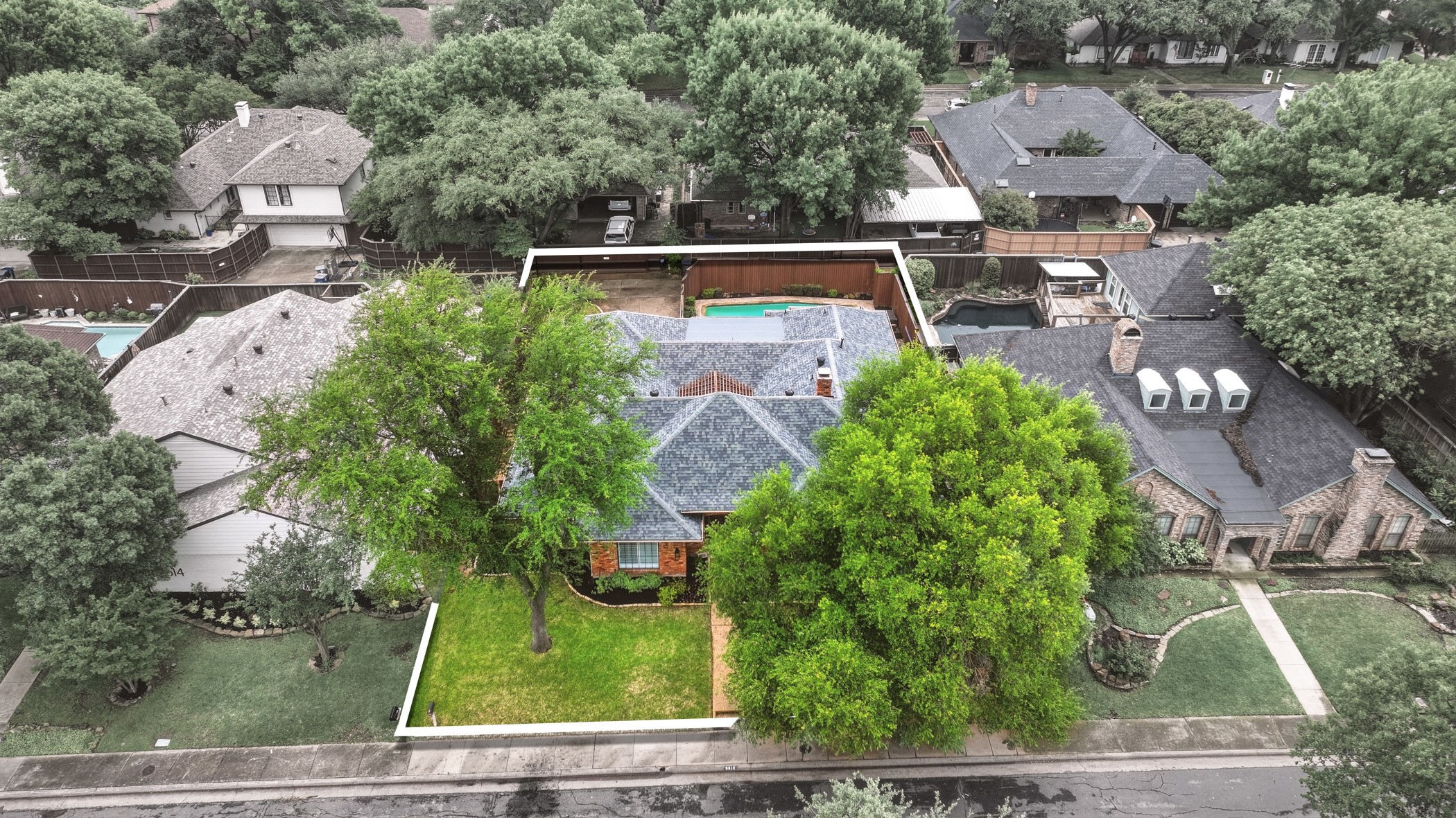 9510 Hill View Drive Dallas TX 75231