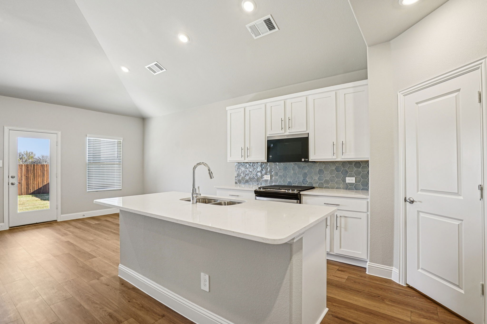 2213 Currents Road Princeton TX 75407
