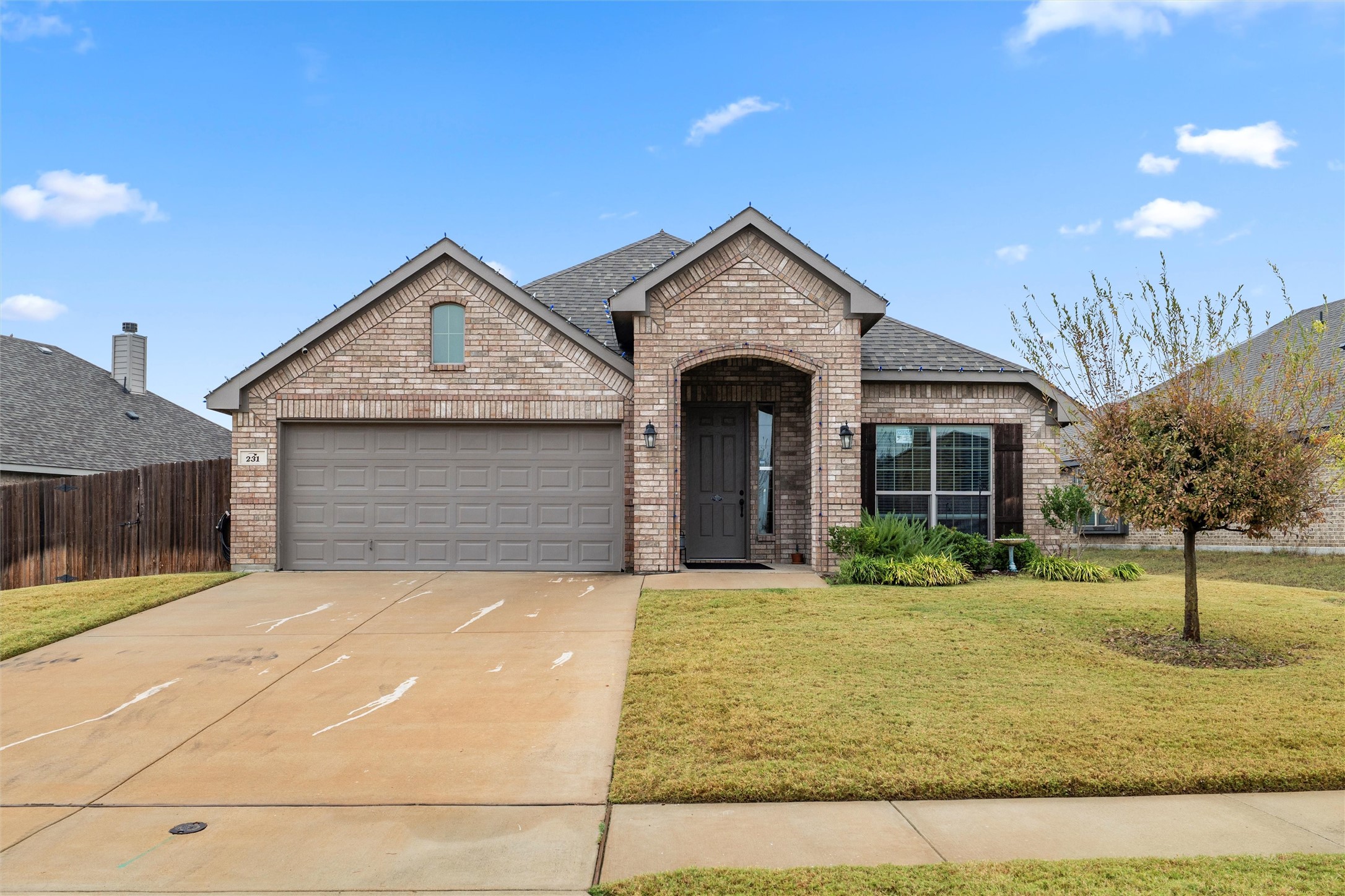 231 Old Settlers Trail Waxahachie TX 75167
