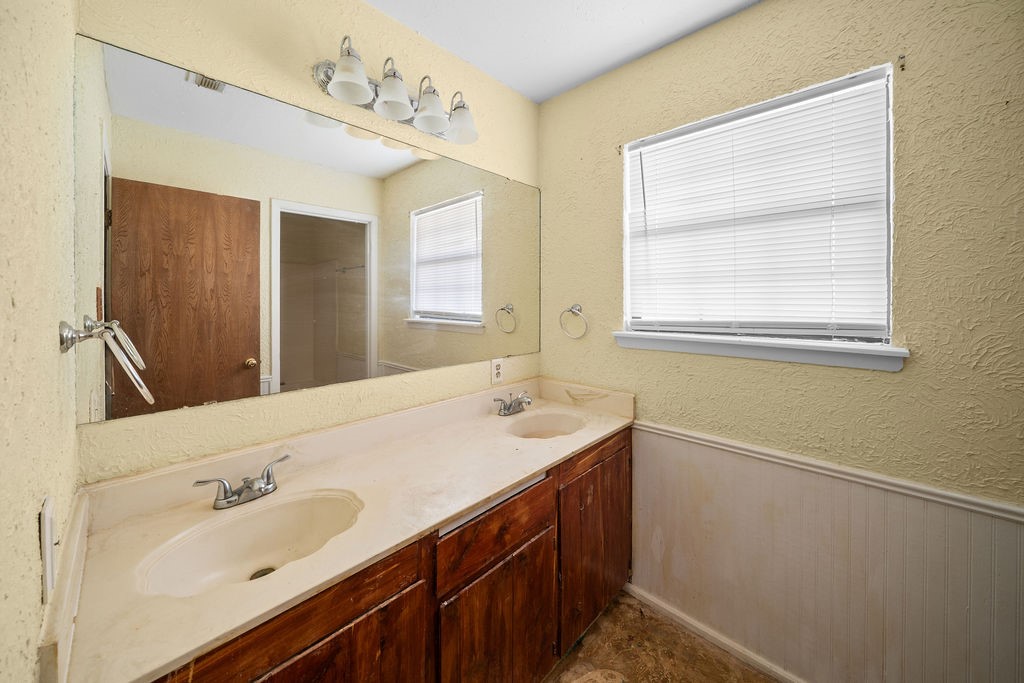 11340 Fm 315 Palestine TX 75803